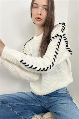 KADIN ÖN KORDON İŞLEME DETAYLI TRİKO KAZAK EKRU