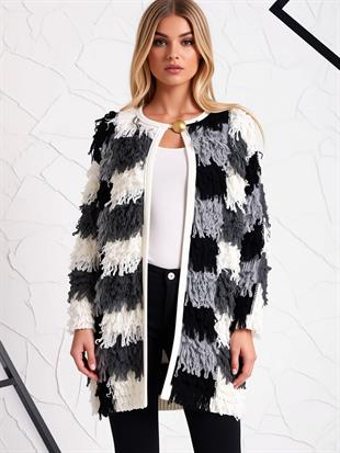 Kadın Önü Açık Tek Düğmeli Renkli Püsküllü Siyah Hırka