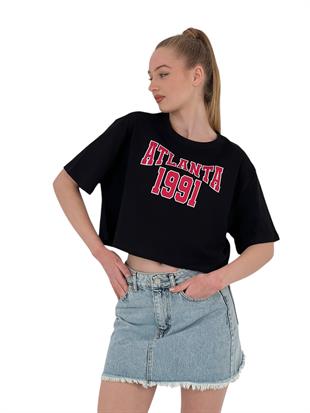 Kadın Oversize Yazı Baskılı Kısa Crop Tişört