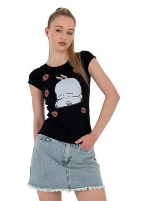 Kadın Tavşan Baskılı Kısa Kollu Dar Siyah Tişört
