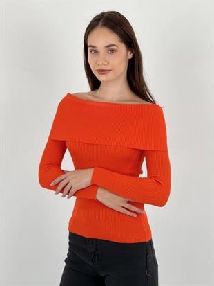 Kadın Turuncu Kayık Yaka Fitilli Triko Kazak