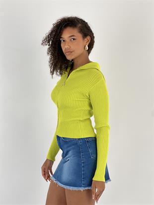 Kadın Uzun Kollu Fermuarlı Yeşil Polo Yaka Hırka