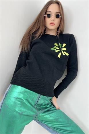 Kadın Uzun Neon İşlemeli Kışlık Siyah Triko Kazak