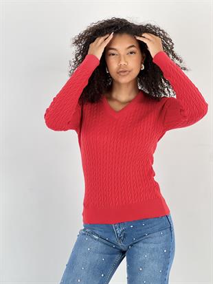 Kadın V Yaka Saç Örgü Desenli Kırmızı Triko Kazak