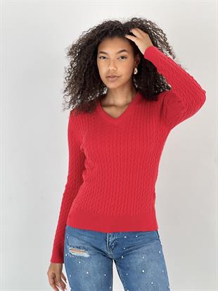 Kadın V Yaka Saç Örgü Desenli Kırmızı Triko Kazak