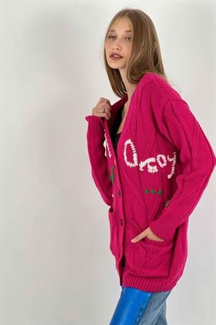 V Yaka Nakış Detaylı Düğmeli Kadın Triko Hırka Fuşya