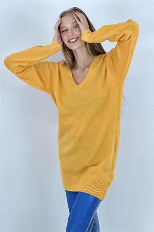 Kadın Kışlık V Yakalı Uzun Oversize Sarı Triko Kazak