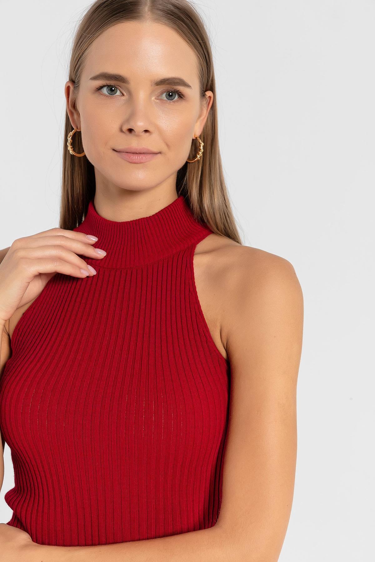 Kadın Kolsuz Slim Fit Boğazlı Fitilli Kısa Antrasit Triko Crop · 62