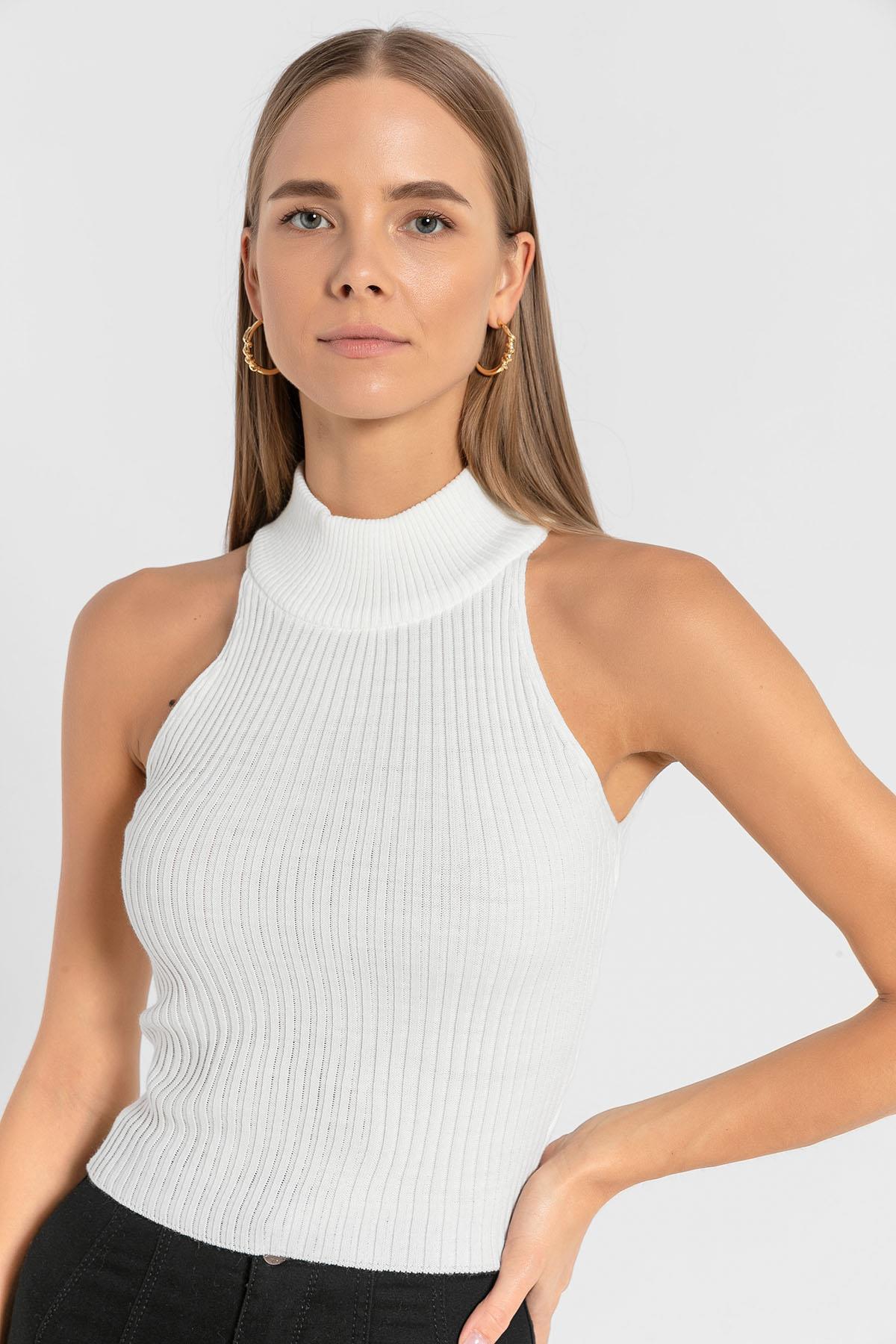 Kadın Kolsuz Slim Fit Boğazlı Fitilli Kısa Antrasit Triko Crop · 31