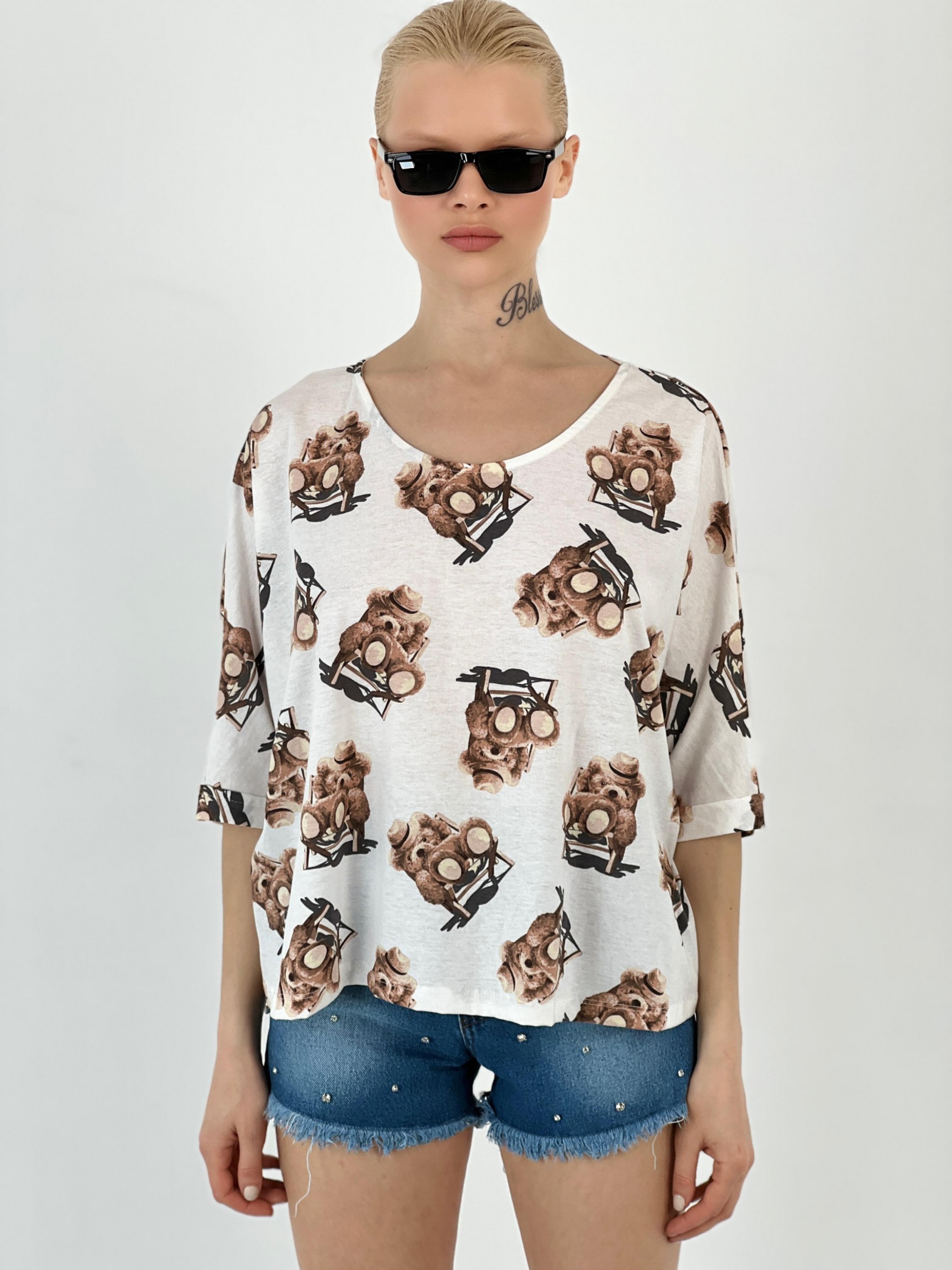 Kadın Ayıcık Desenli Ekru Oversize Tişört · 4