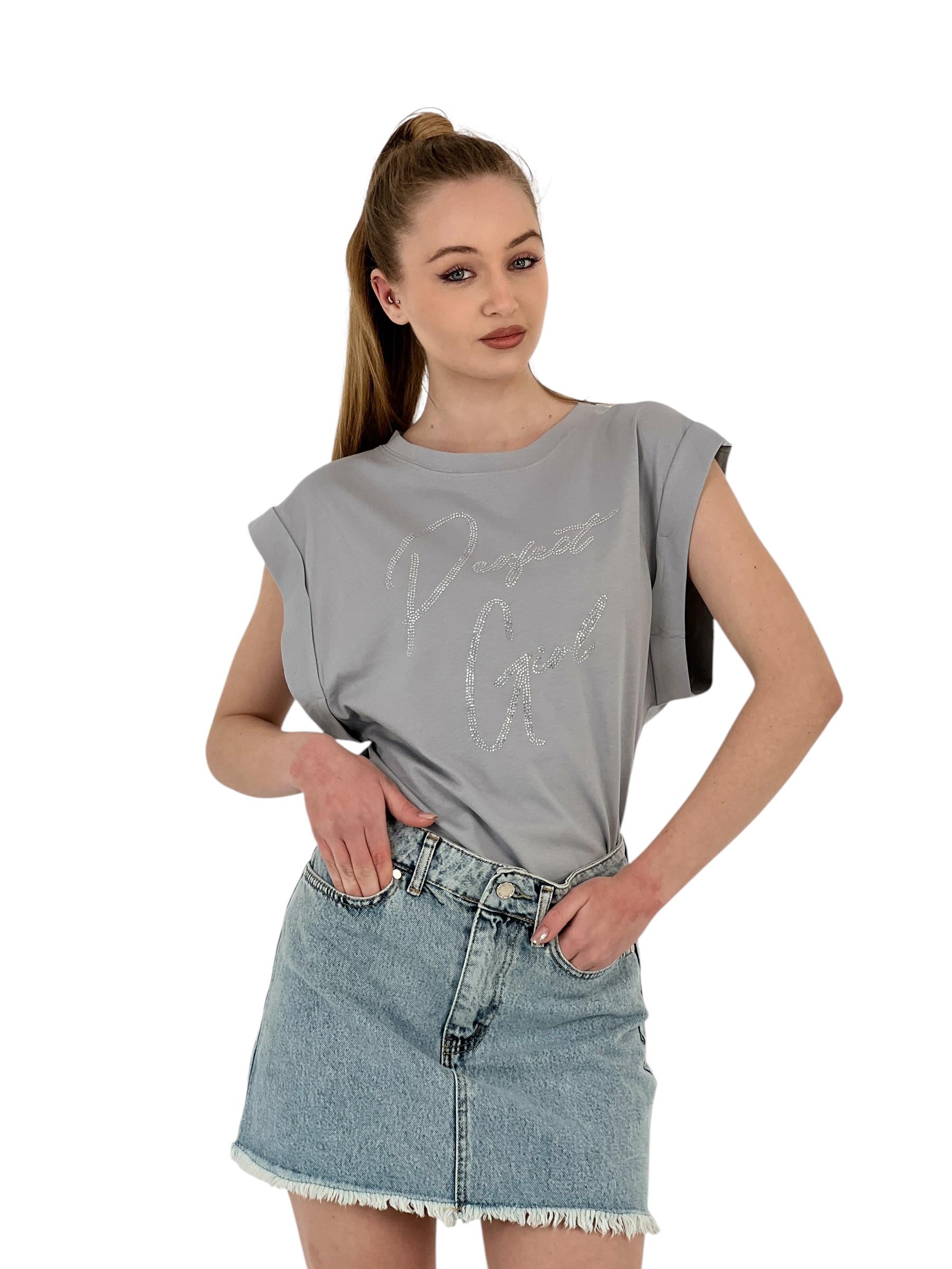 Kadın Baskılı Geniş Kollu Yazlık Bol Gri Tişört · 34