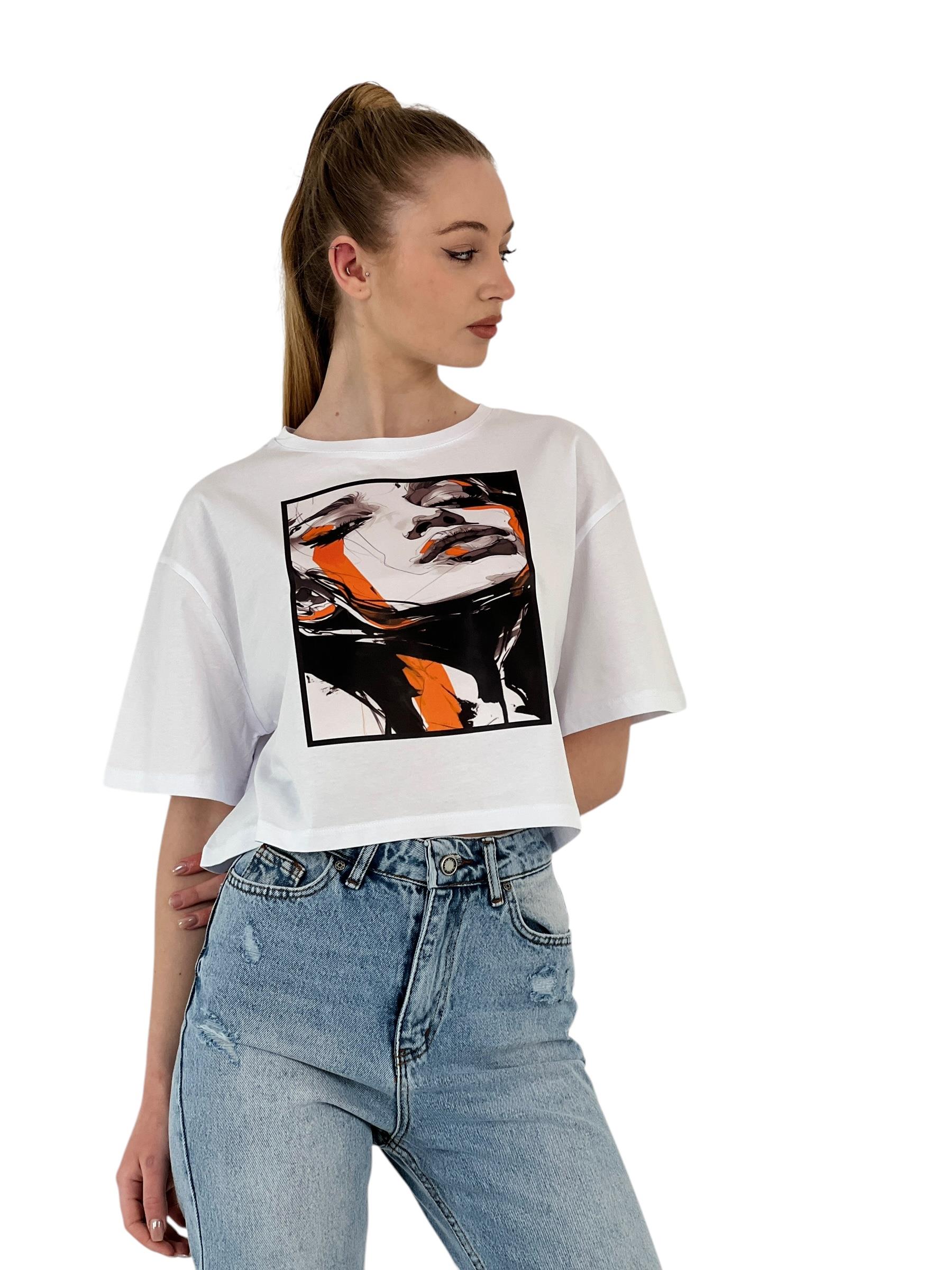 Kadın Oversize Kız Baskılı Kısa Beyaz Crop Tişört · 19