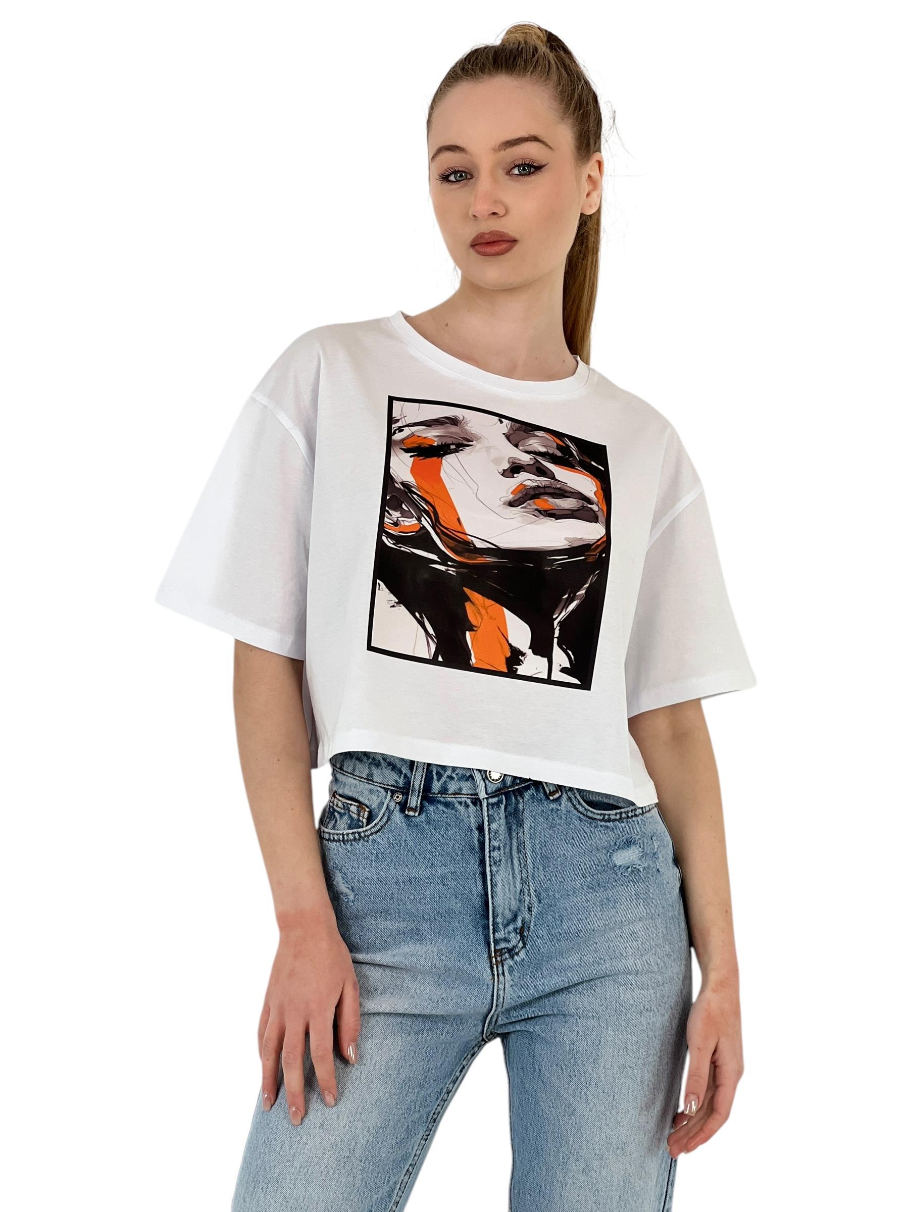 Kadın Oversize Kız Baskılı Kısa Beyaz Crop Tişört · 18