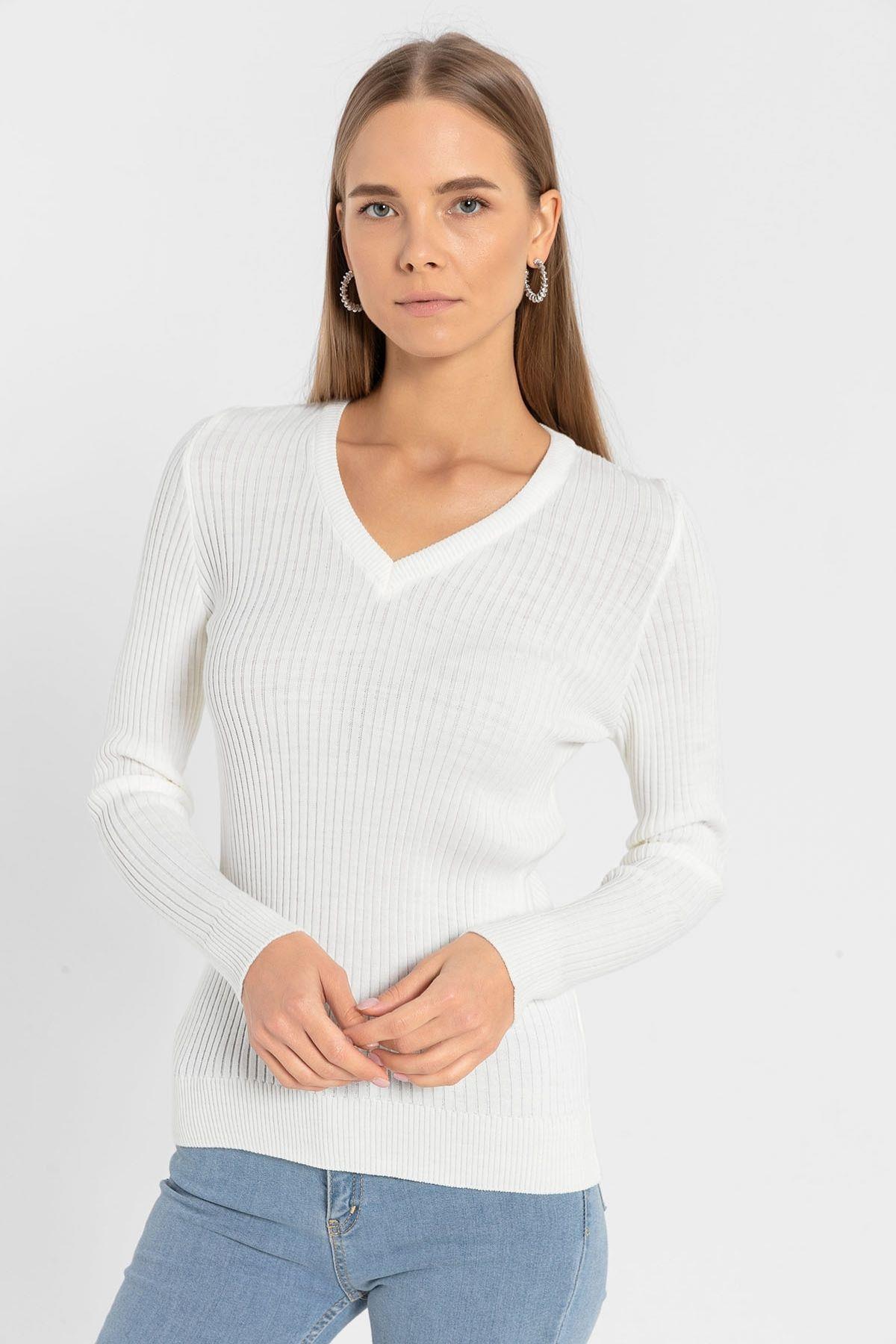 Kadın V Yaka Slim Fit Fitilli Uzun Kışlık Ekru Triko Kazak · 37