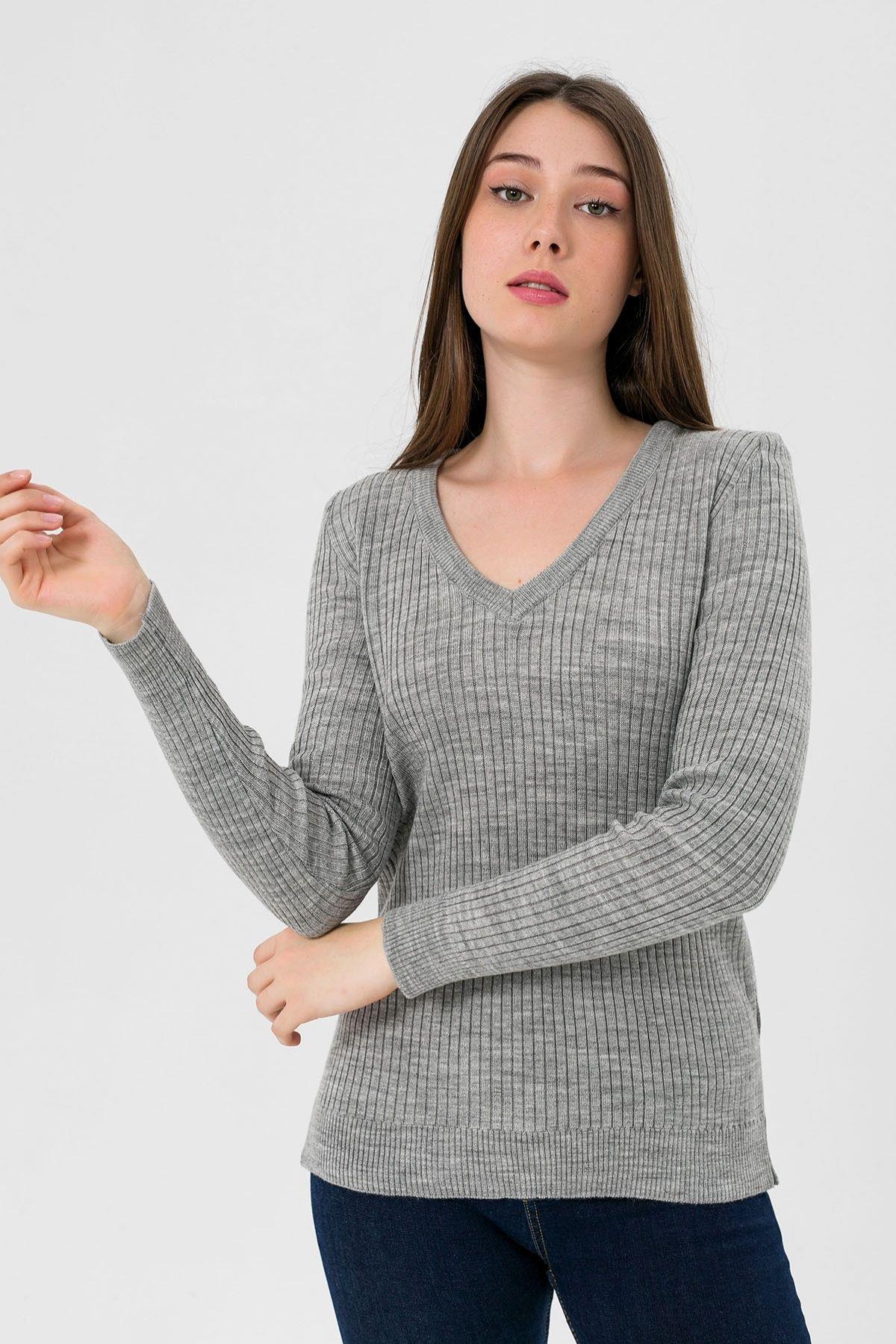 Kadın V Yaka Slim Fit Fitilli Uzun Kışlık Ekru Triko Kazak · 50
