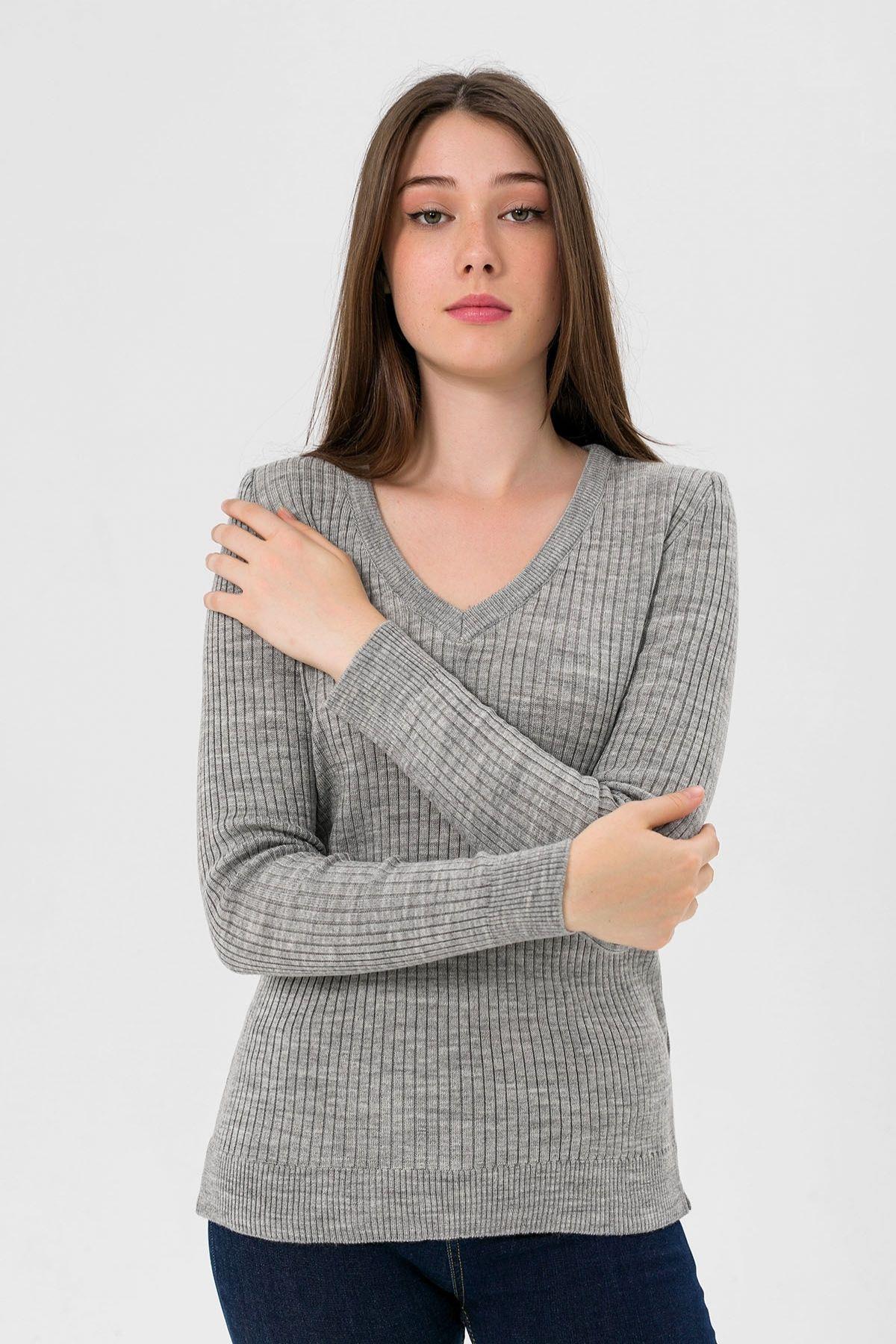Kadın V Yaka Slim Fit Fitilli Uzun Kışlık Ekru Triko Kazak · 34