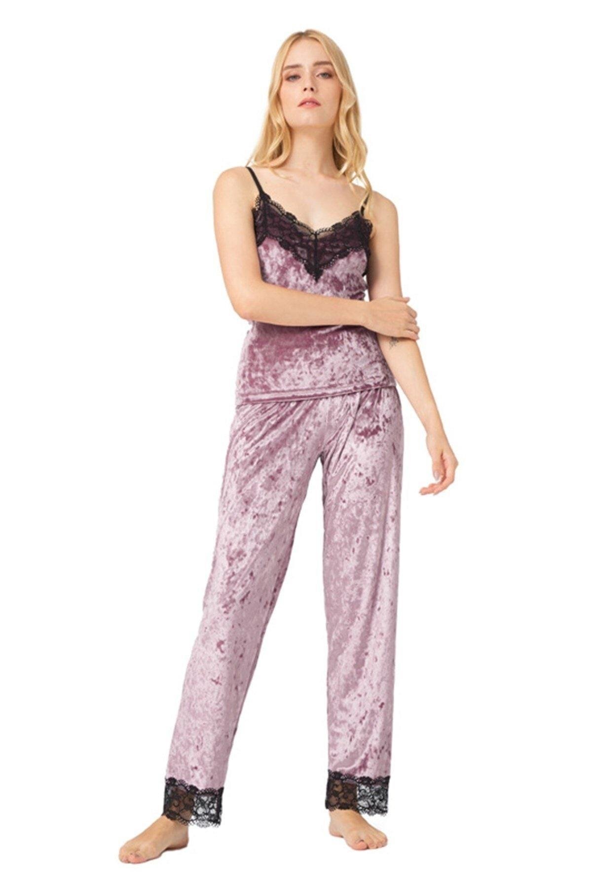 Velvet Pajama Set with Lace Detail CH1500