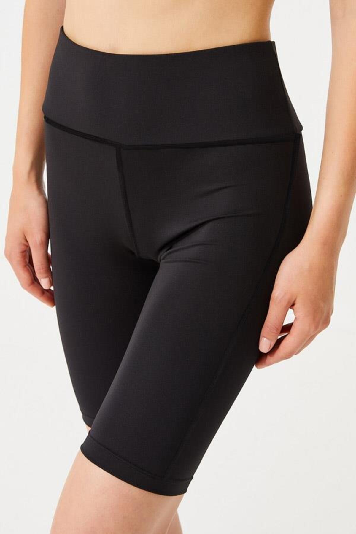 High Wasit Women Short CH1072