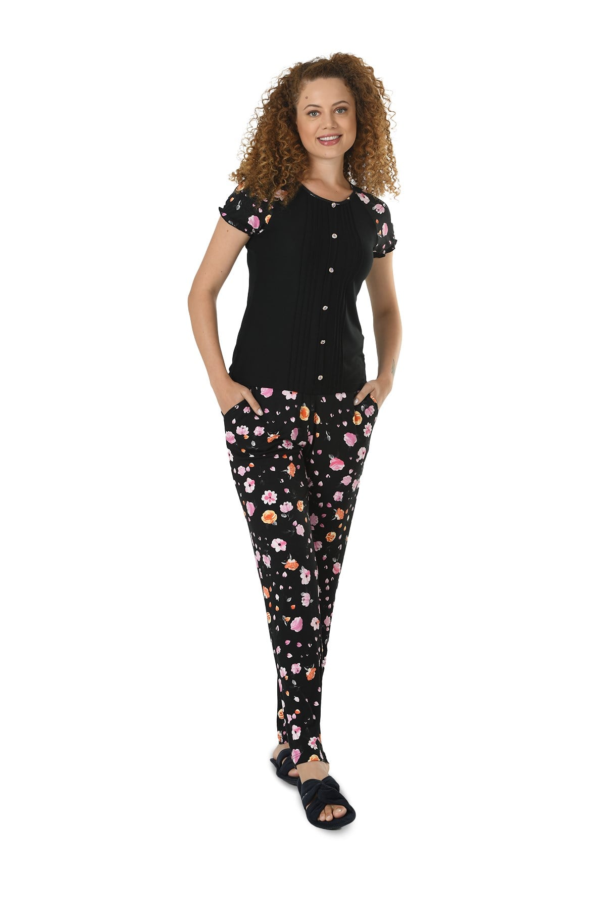 Kadın Siyah Düğmeli Baskılı Yarım Kol Viskon Pijama Takımı 10123