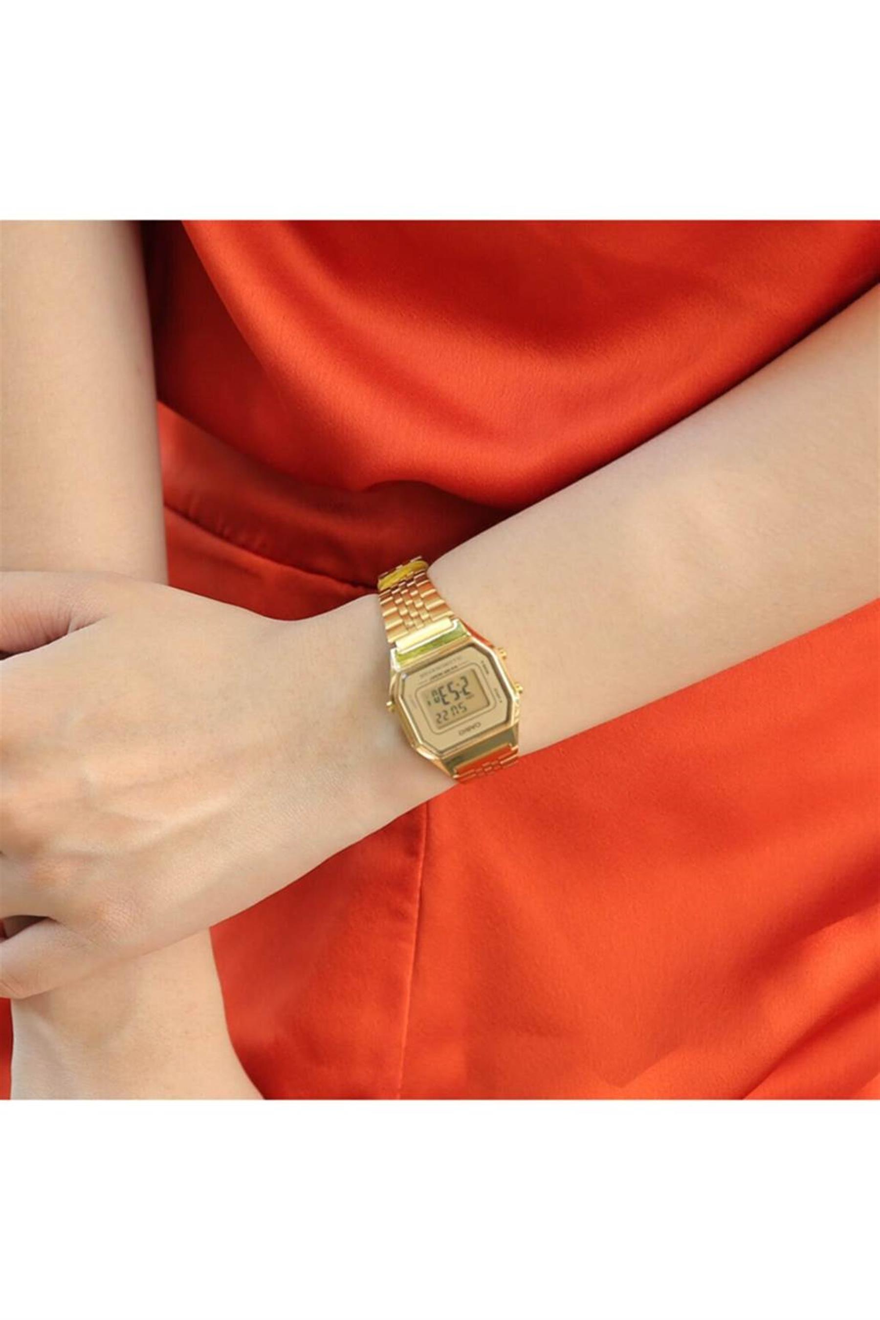 Casio Retro LA680WGA-9DF Kadın Kol Saati