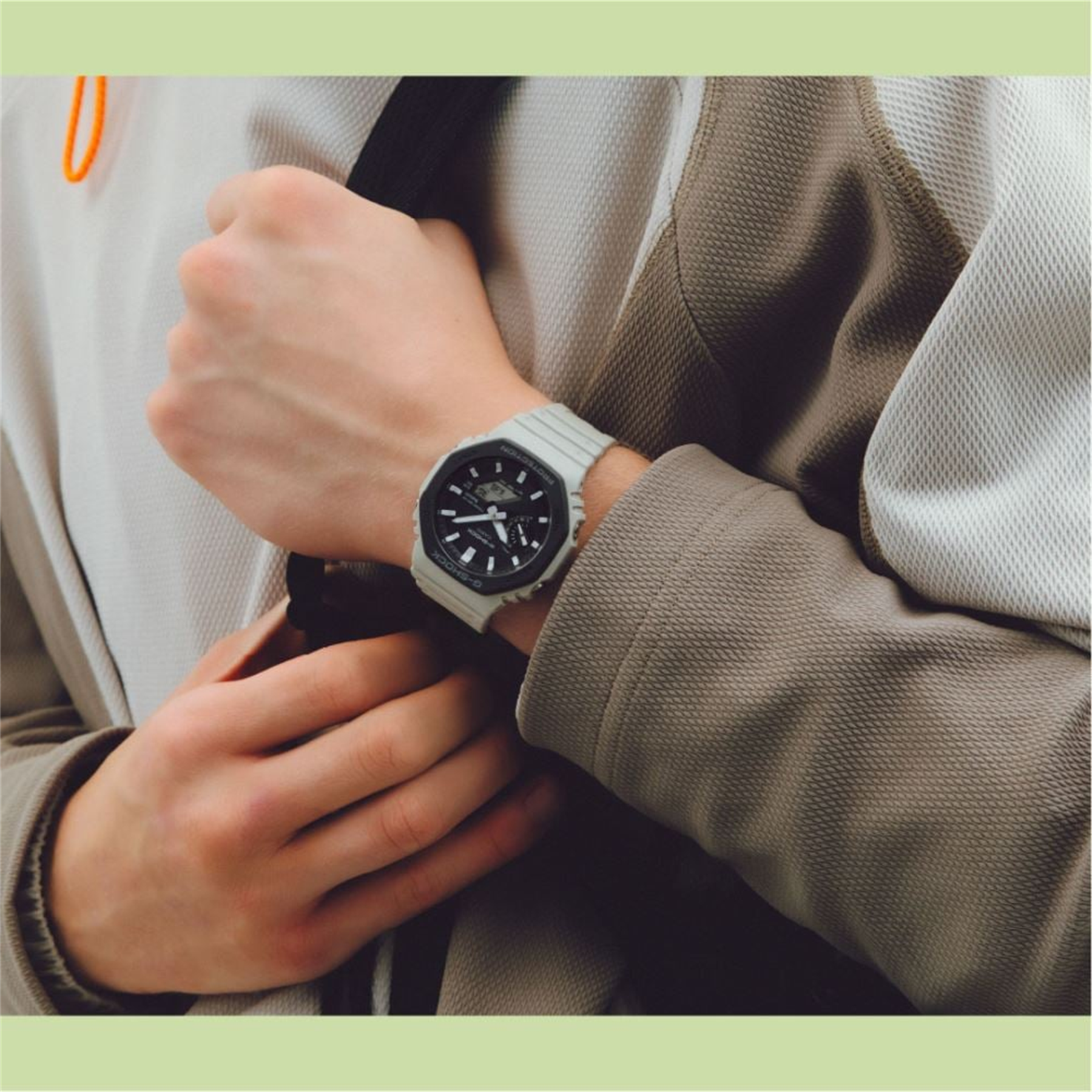 Casio G-SHOCK GA-B2100LUU-5ADR Erkek Kol Saati