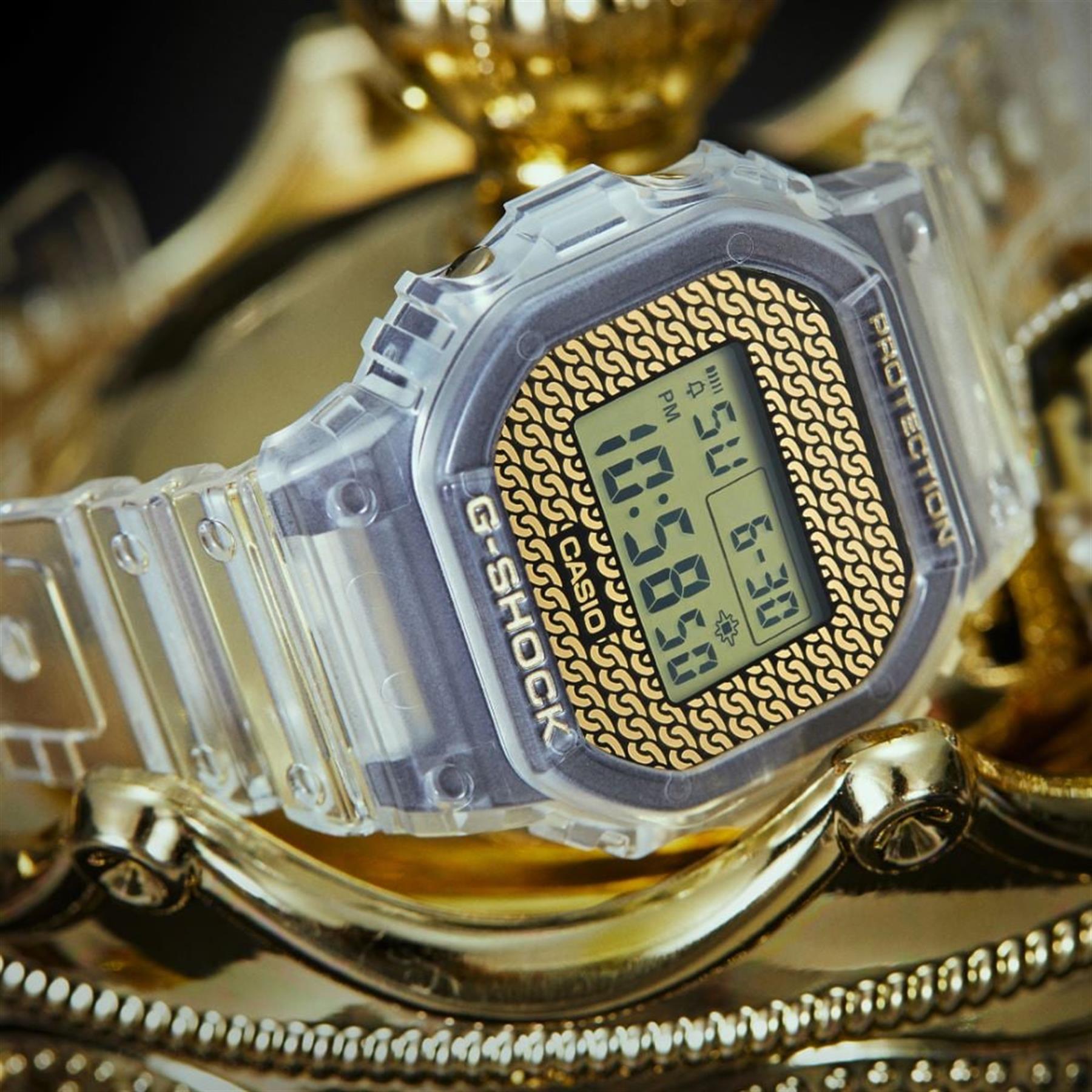 G-Shock Casio DWE-5600HG-1DR Erkek Kol Saati