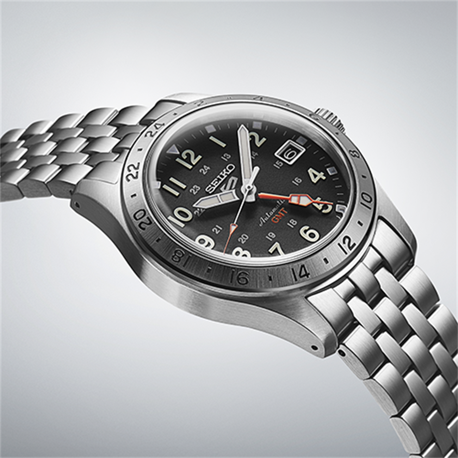 Seiko 5 Sports Field Series SSK023K1 Otomatik Erkek Kol Saati