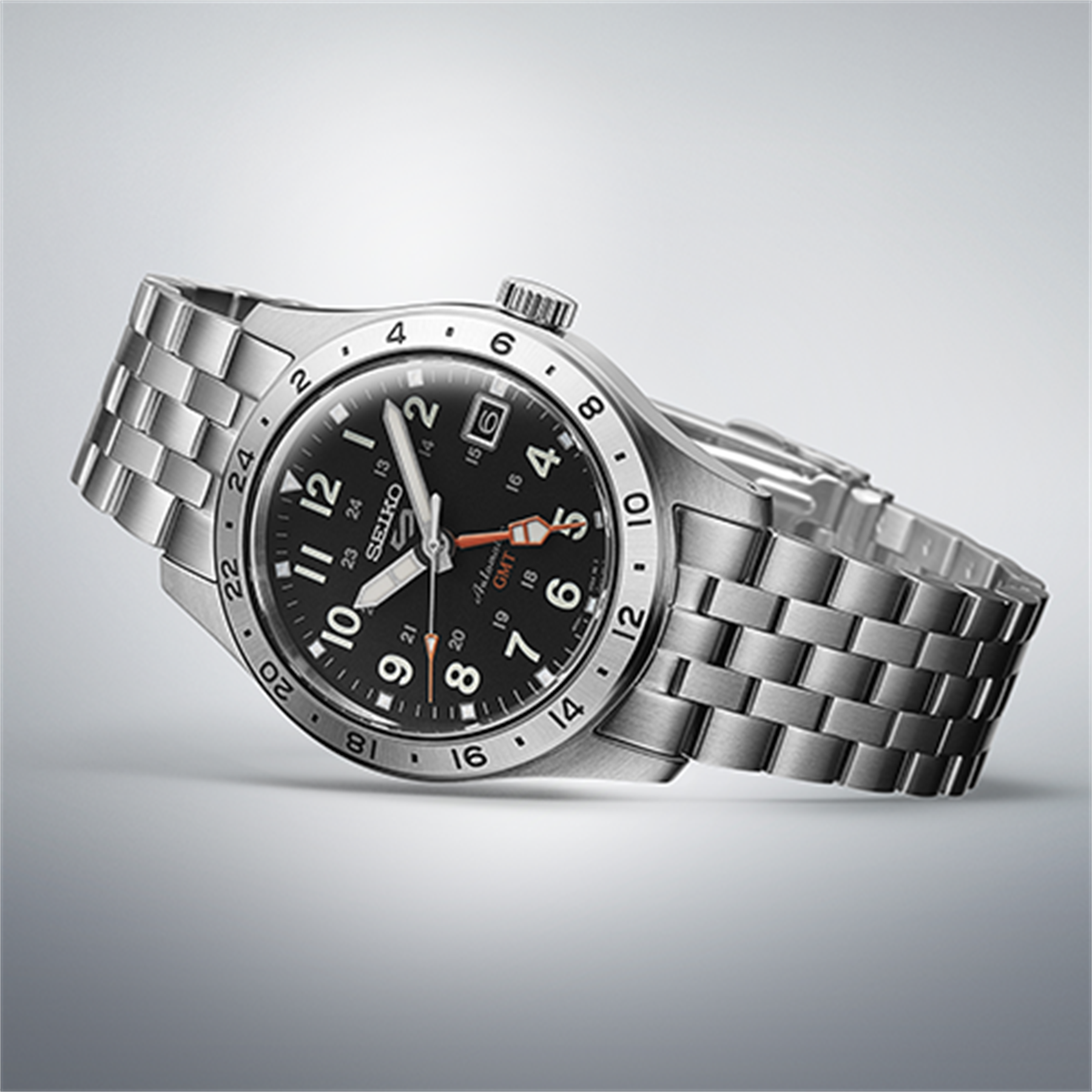 Seiko 5 Sports Field Series SSK023K1 Otomatik Erkek Kol Saati