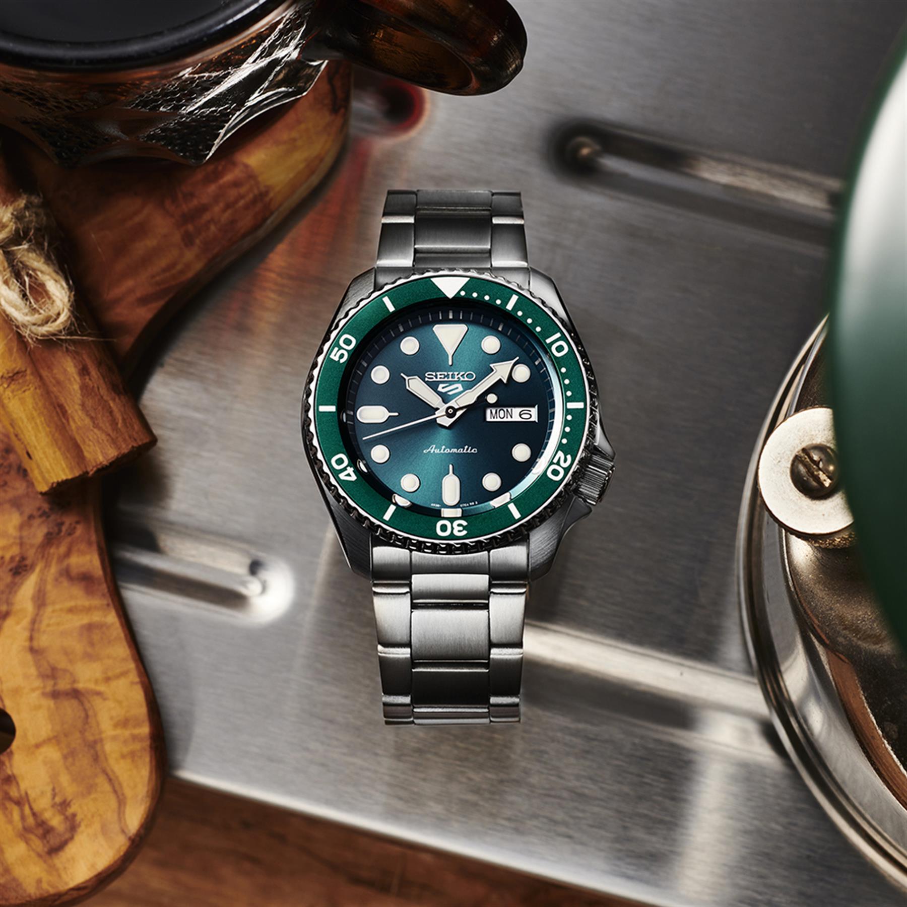 Seiko 5 Sports SRPD61K Otomatik Erkek Kol Saati