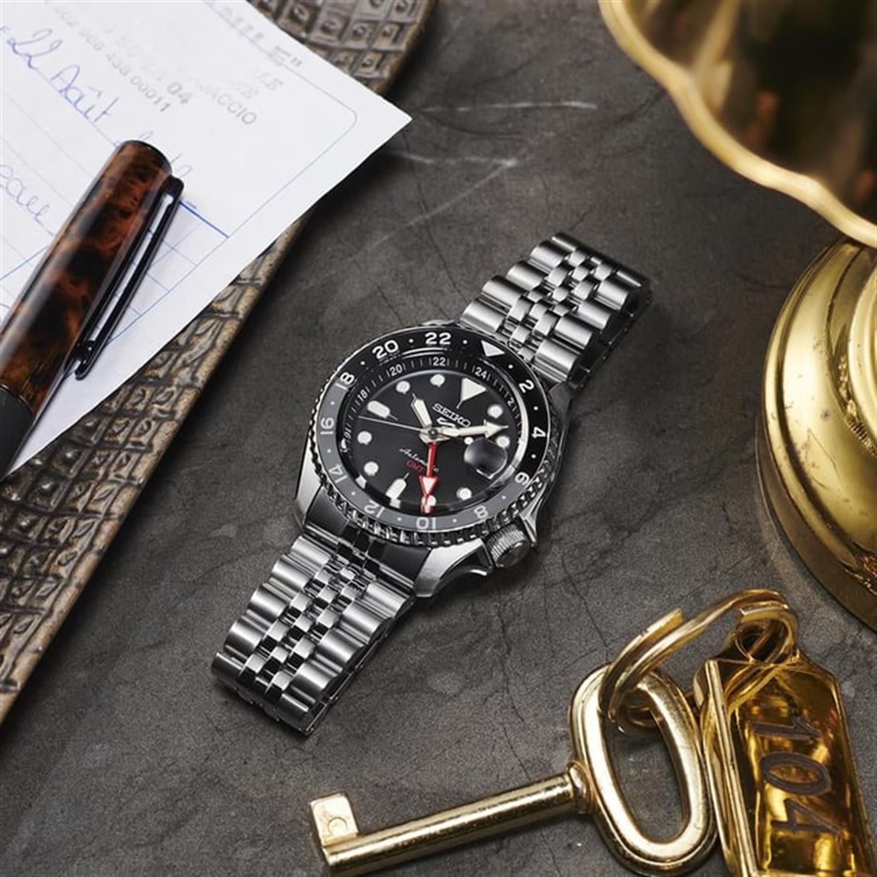 Seiko 5 Sports GMT SSK001K Erkek Kol Saati