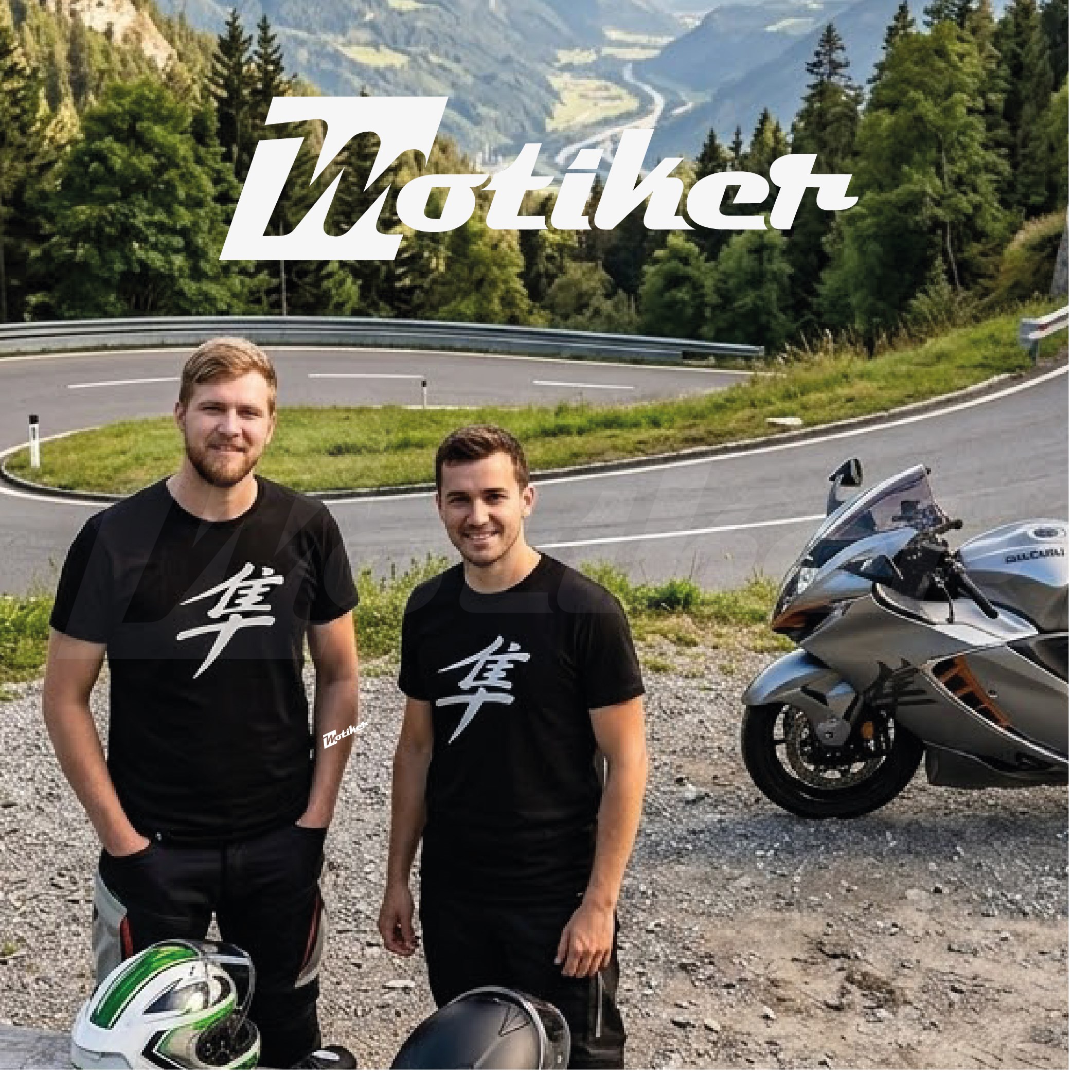 Suzuki Hayabusa Logo Baskılı Tshirt Modeli 
