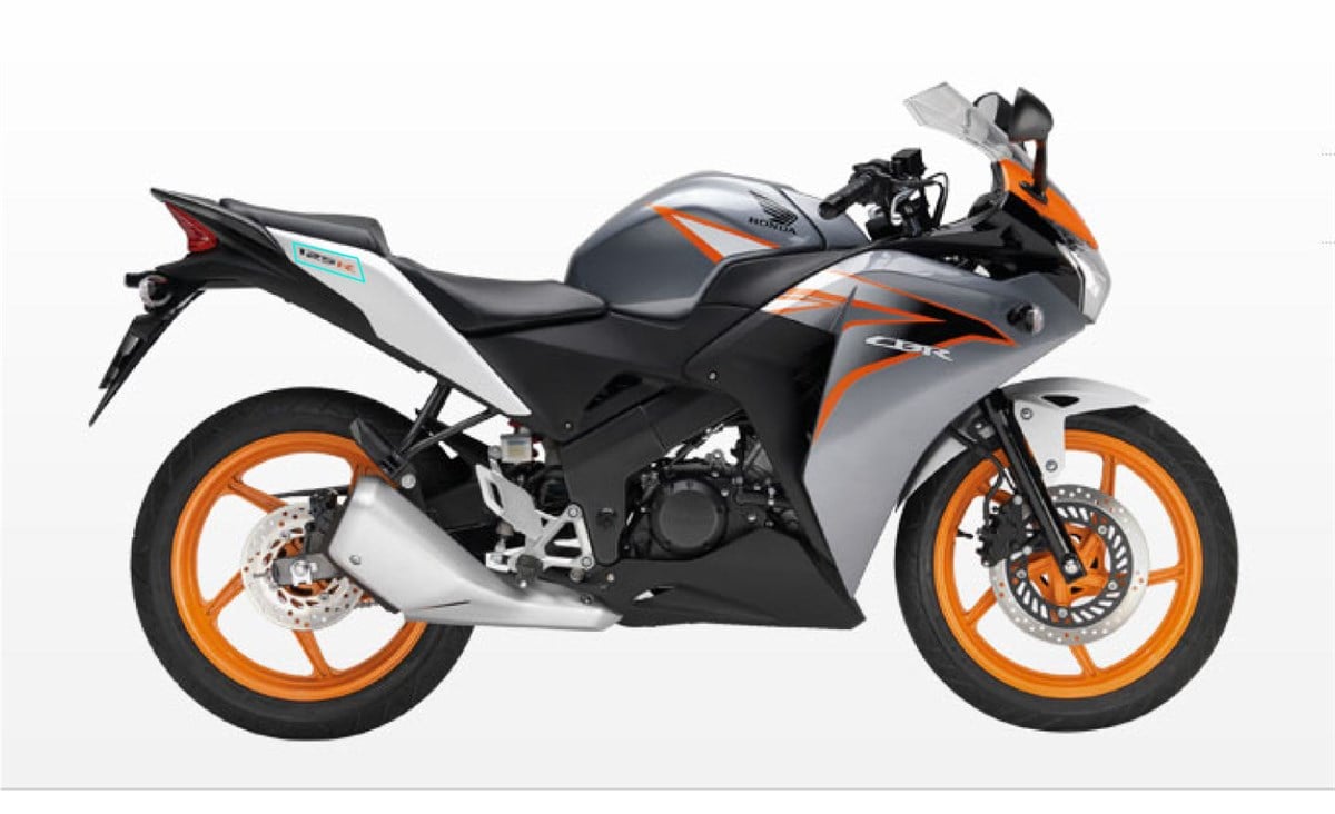2011 Honda CBR 125 Sol Arka Kuyruk Grenaj Sticker Etiket Modeli