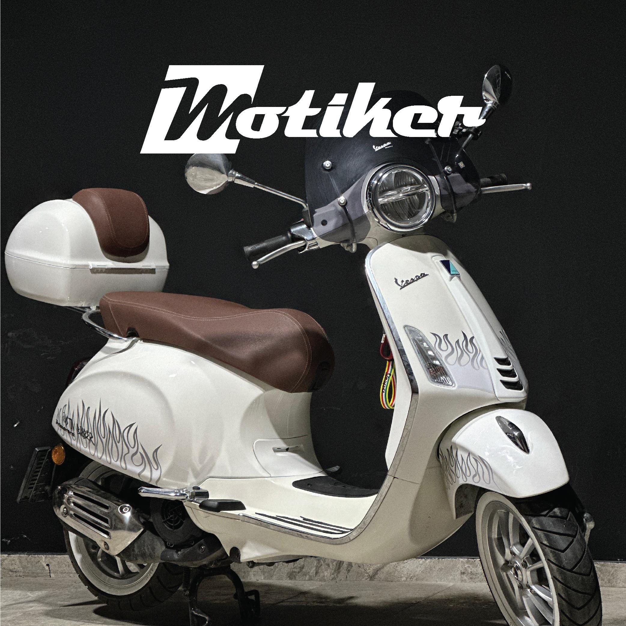 Vespa Justin Bieber Orjinal Tasarım Sticker Etiket Modeli 