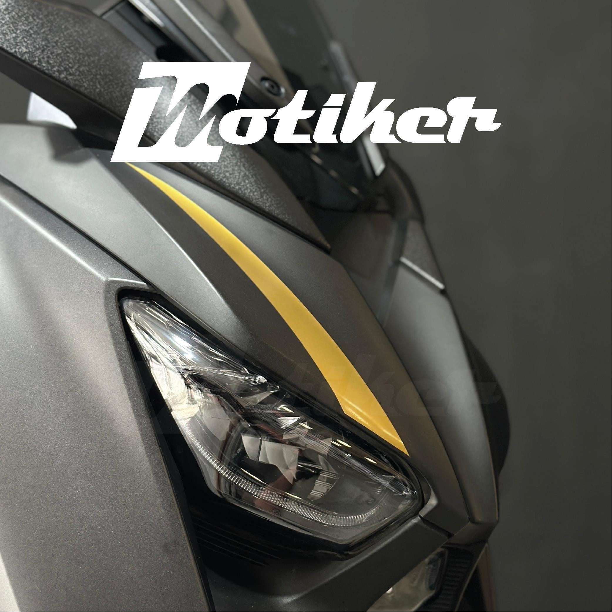 Yamaha 2017-2022 Model Uyumlu Sticker Modeli Gold Ön Kafa Çift Çizgi