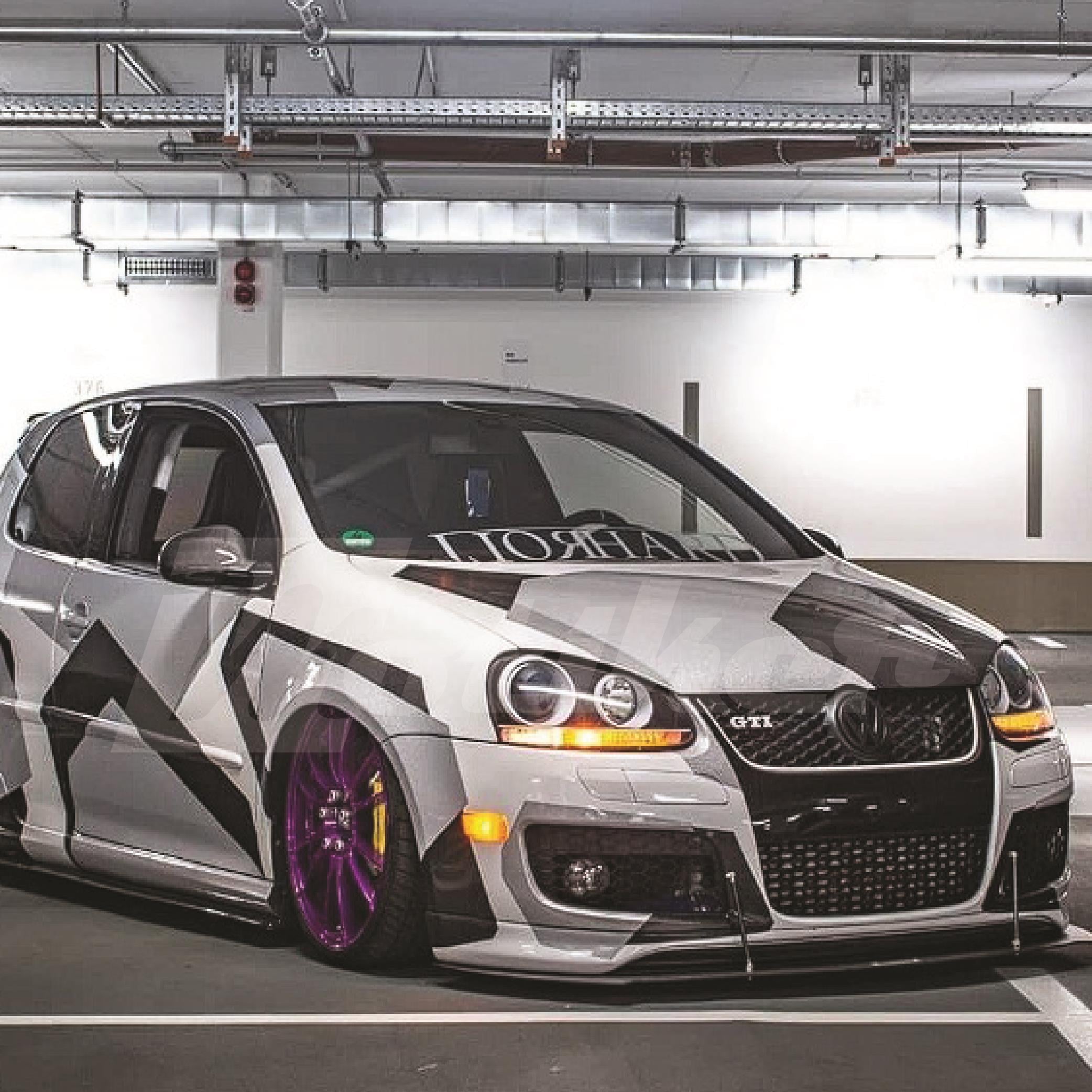 Volkswagen  Golf  siyah  ve gri   altıgen kaplama stıcker 