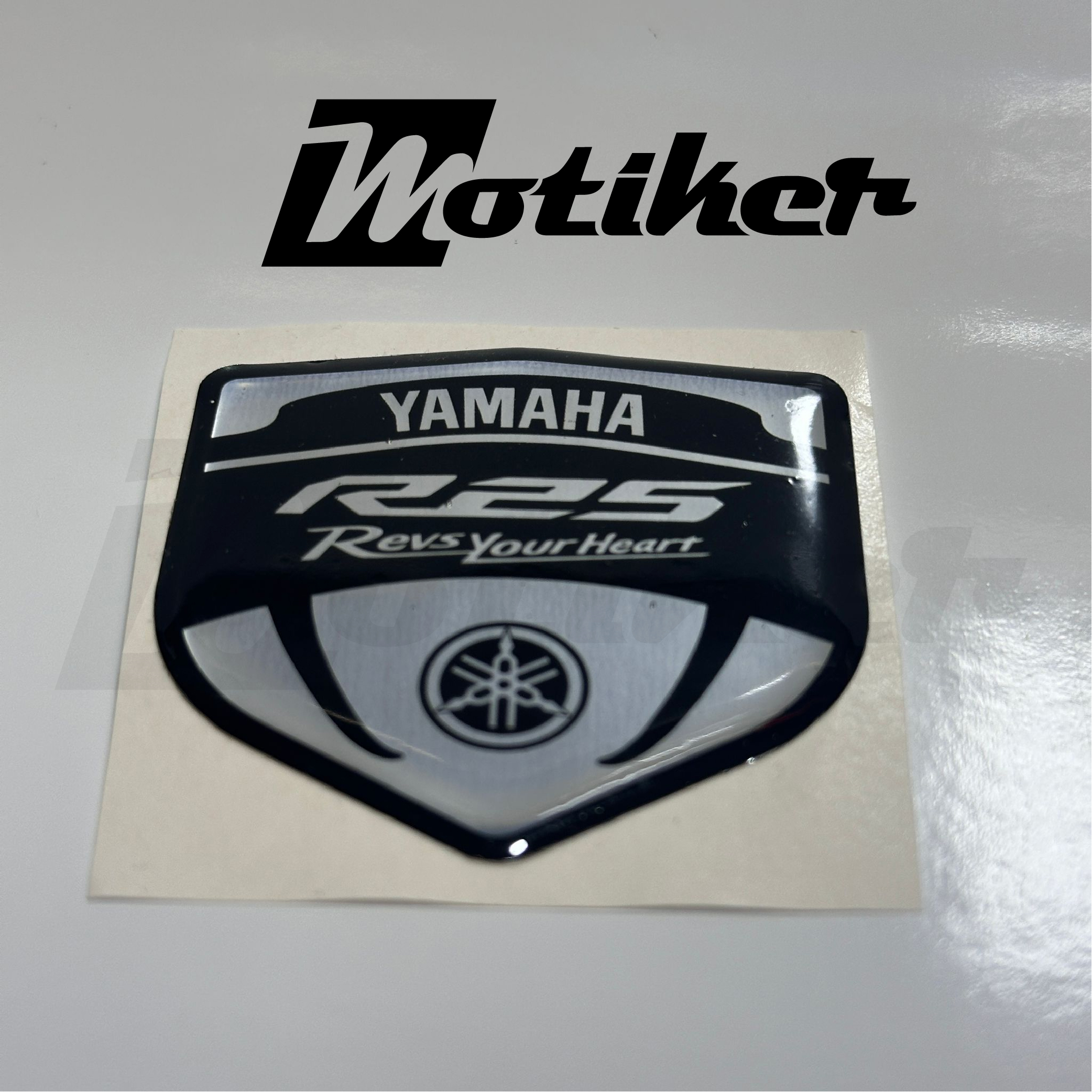 Yamaha R25 Siperlik Damla Sticker