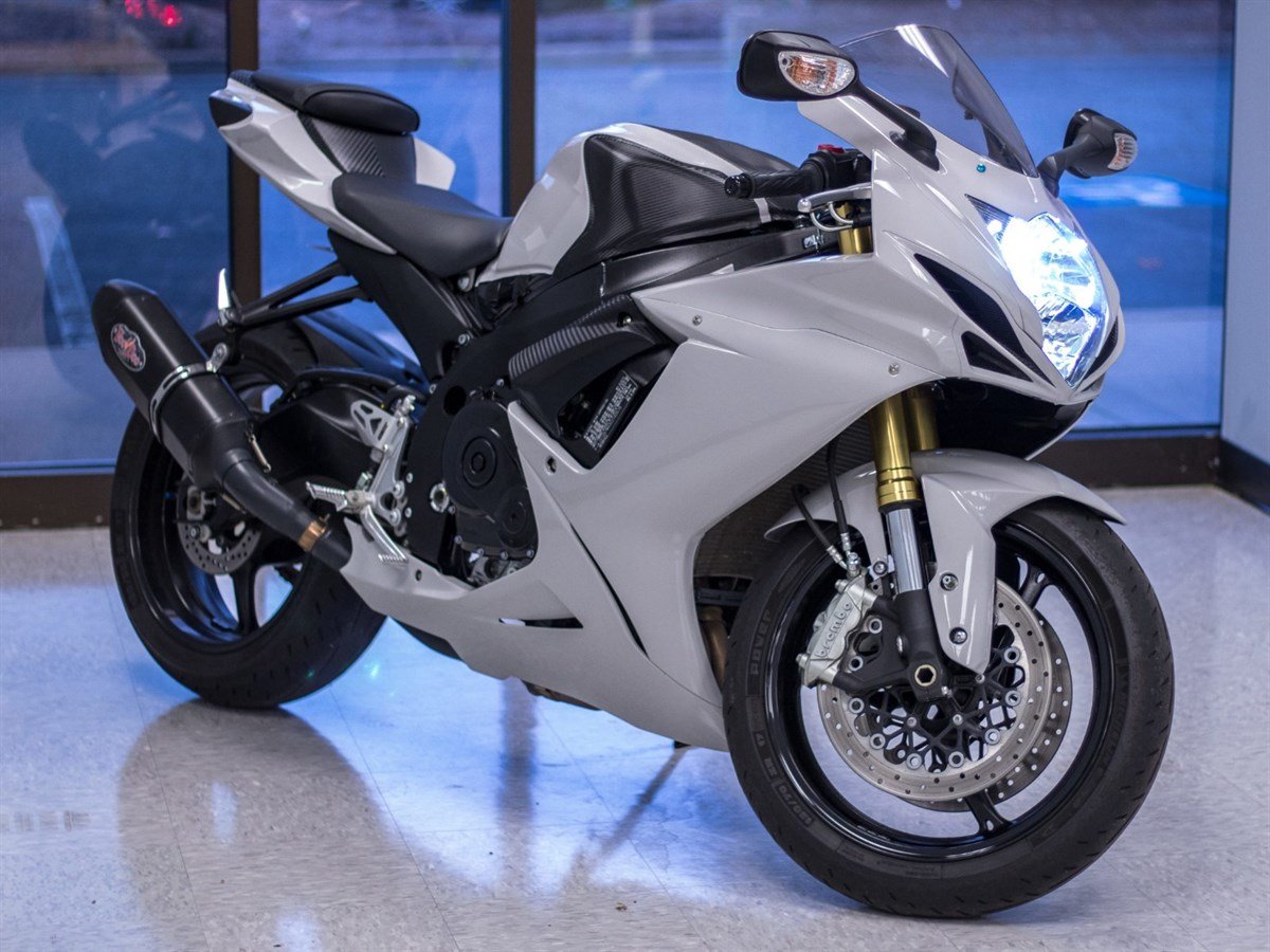 Açık Gri Motosiklet Kaplama