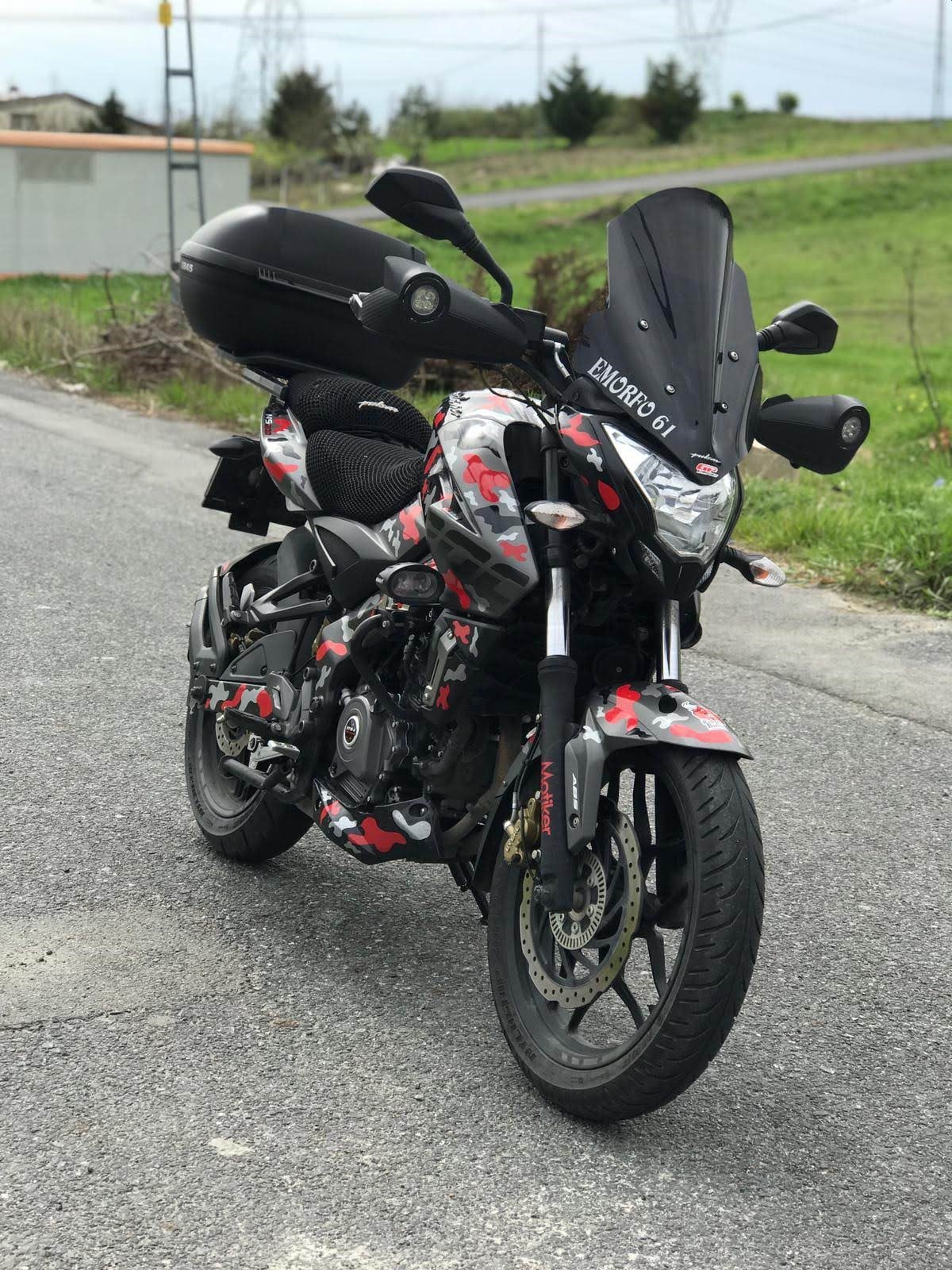 Bajaj Pulsar NS200 Kamuflaj Desen Sticker Etiket Modeli