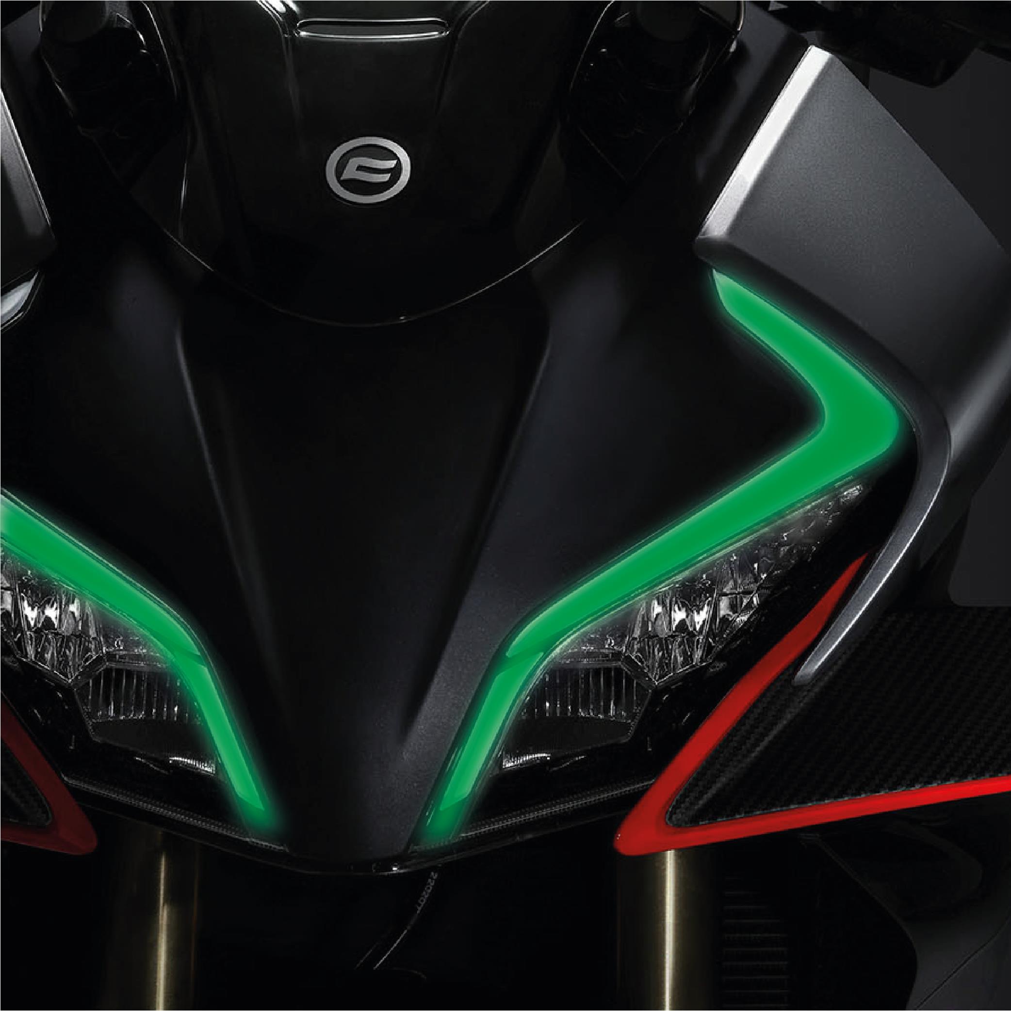 450SRCF Moto 450SR Yeşil Far Led Sticker Etiket Modeli
