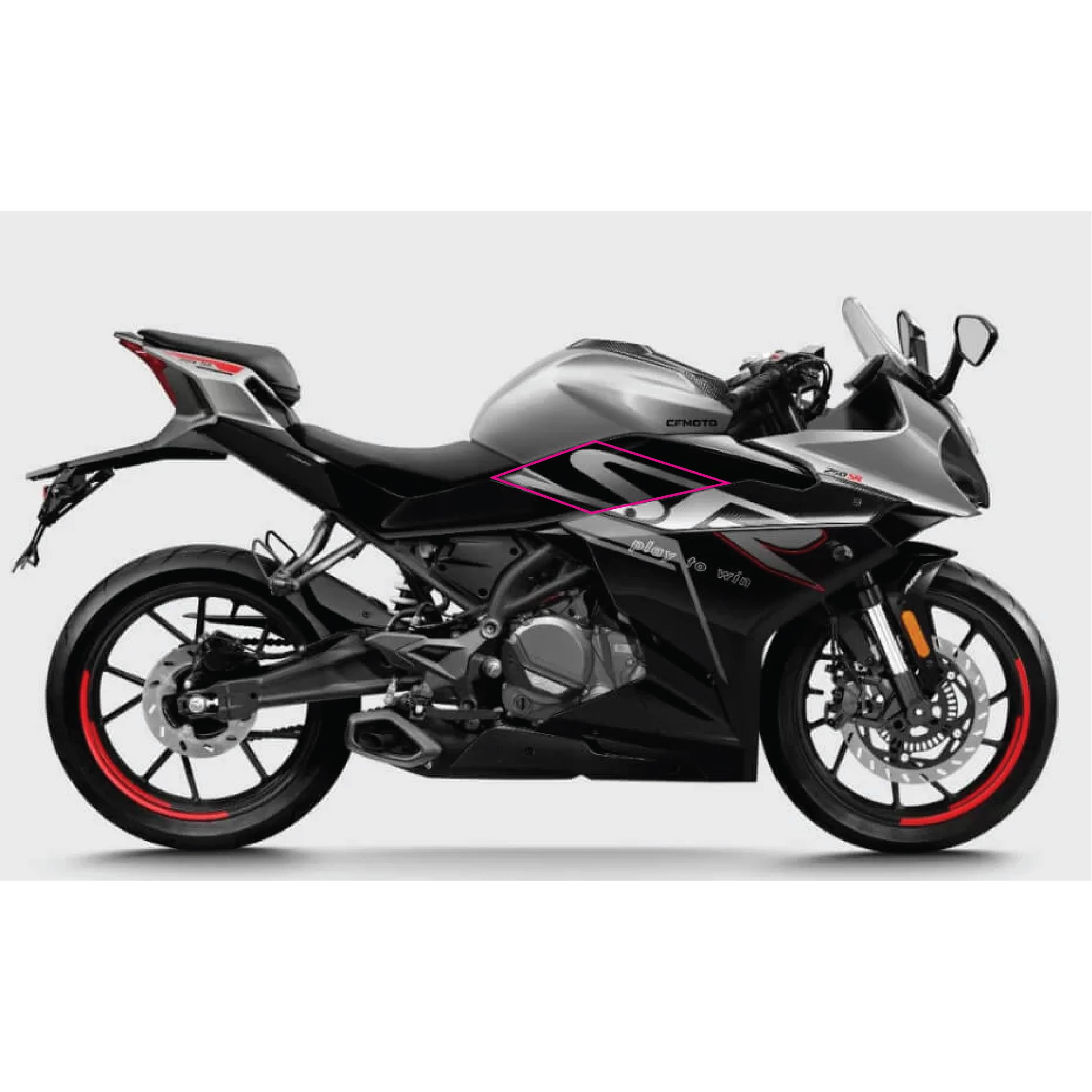 250SRCFMOTO 250SR Gri Orjinal Tasarım Sticker Etiket Modeli Sağ Yan Grenaj Üstü