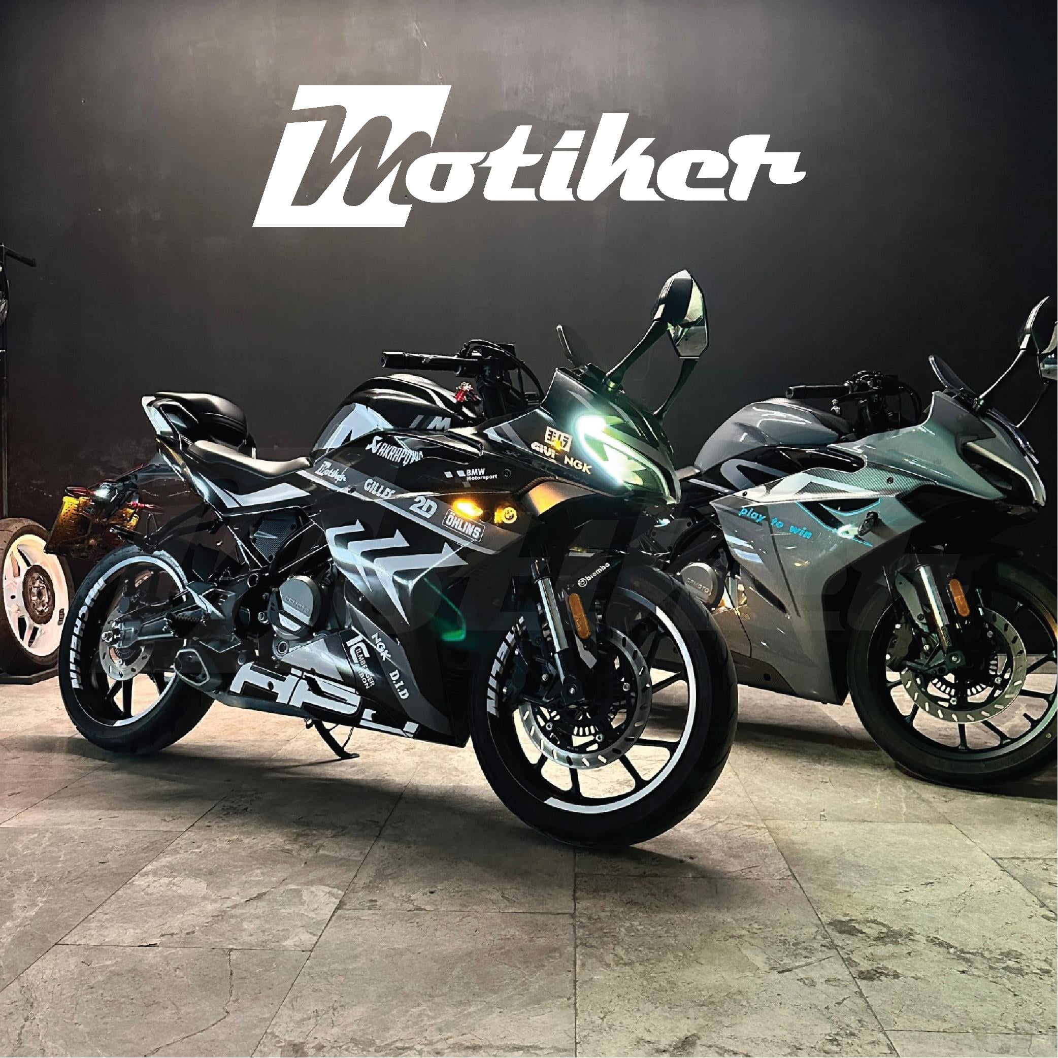 250SRCFMOTO 250SR HP4 MODEL PARCALI MOTOSIKLET KAPLAMA MAVİ GRİ SİYAH STICKER ETIKET MODELI RENK 1