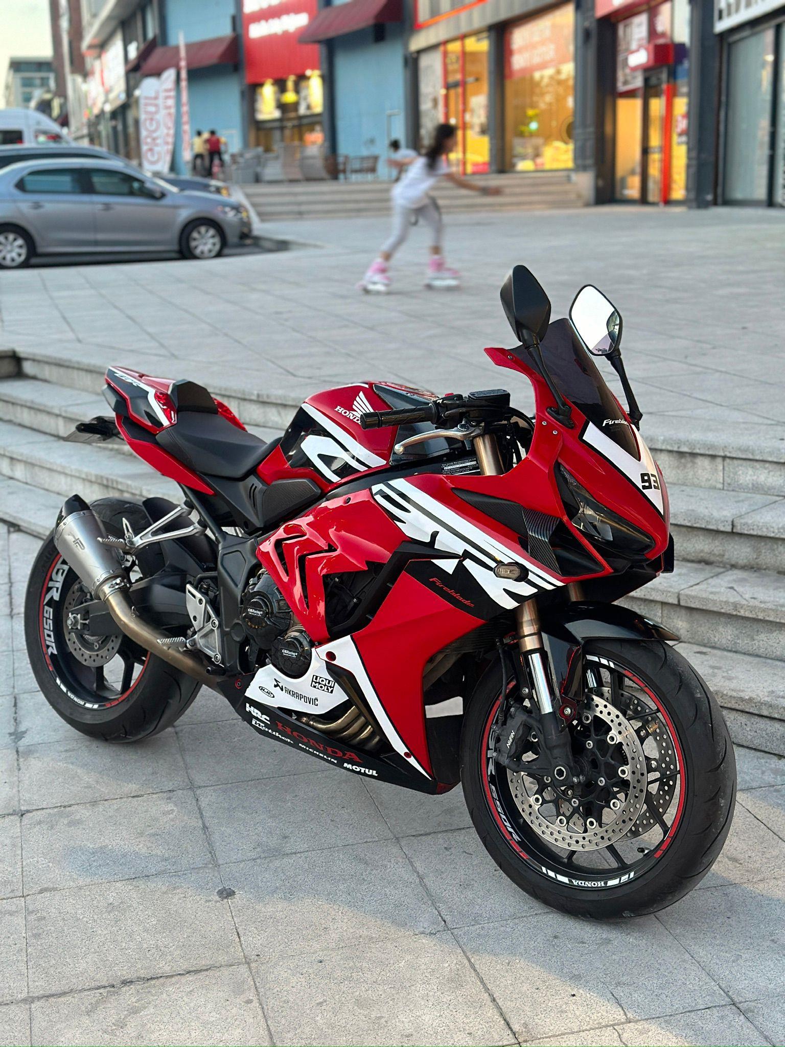 MotosikletHonda CBR 650R Fireblade Sticker Etiket Modeli