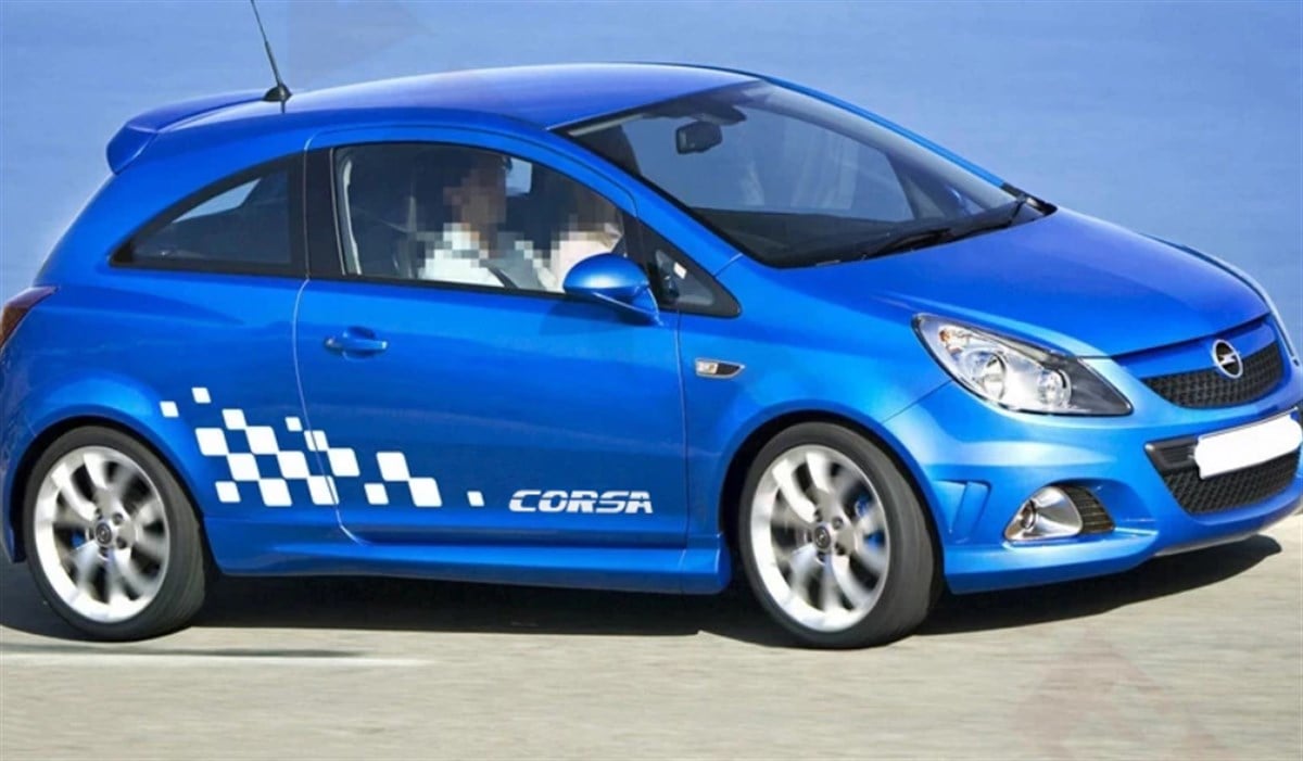 Opel Corsa Yan Kapı Kare Desenli Sticker Etiket Modeli