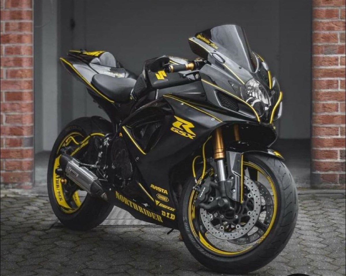 Suzuki GSX-R 600 Sticker Etiket Modeli