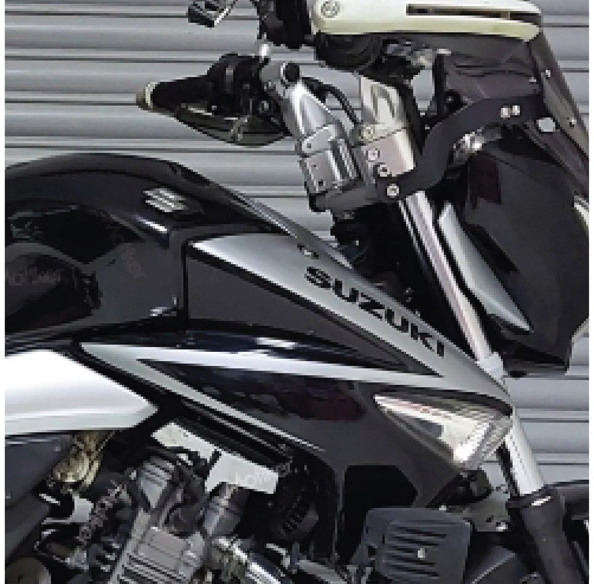 Suzuki İnazuma Depo Sticker Etiket Modeli