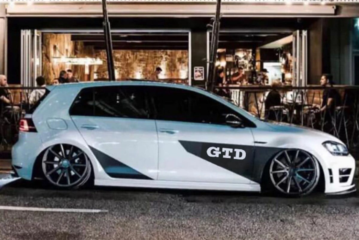 Volkswagen GTD Yazılı Yan Kapı Gökkuşağı Şerit Sticker Etiket Modeli
