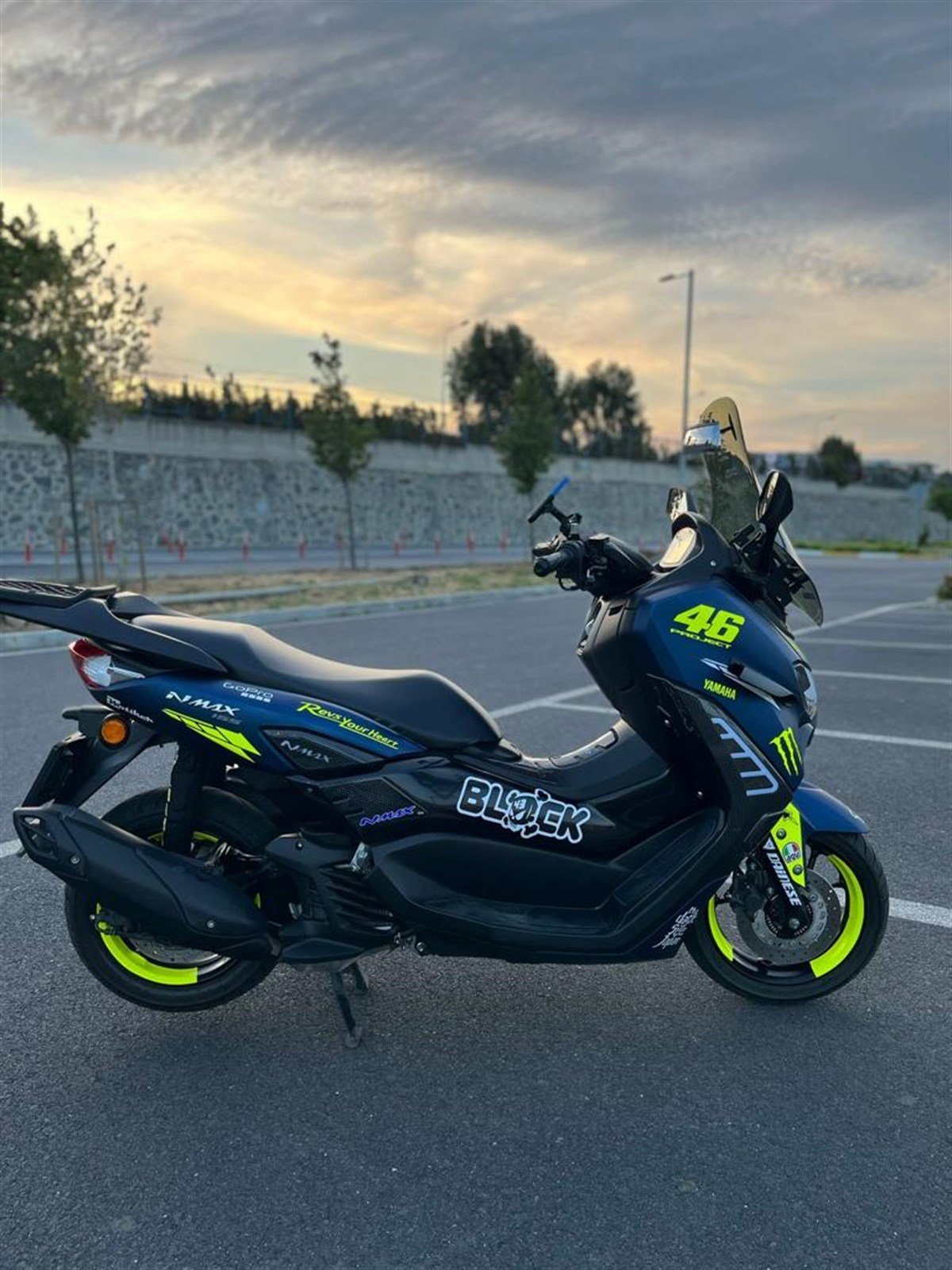 Yamaha Nmax 2020 Neon Rossi Sticker Etiket Modeli 