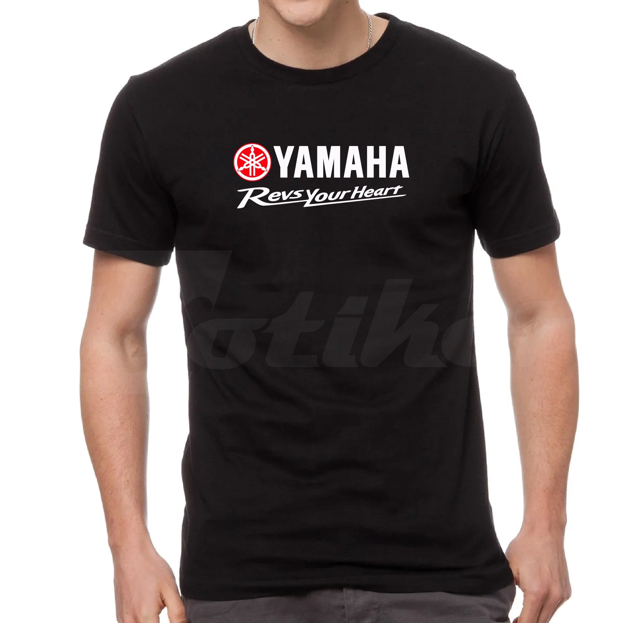 Yamaha Revs your Heart Siyah Baskılı Tshirt Modeli 2