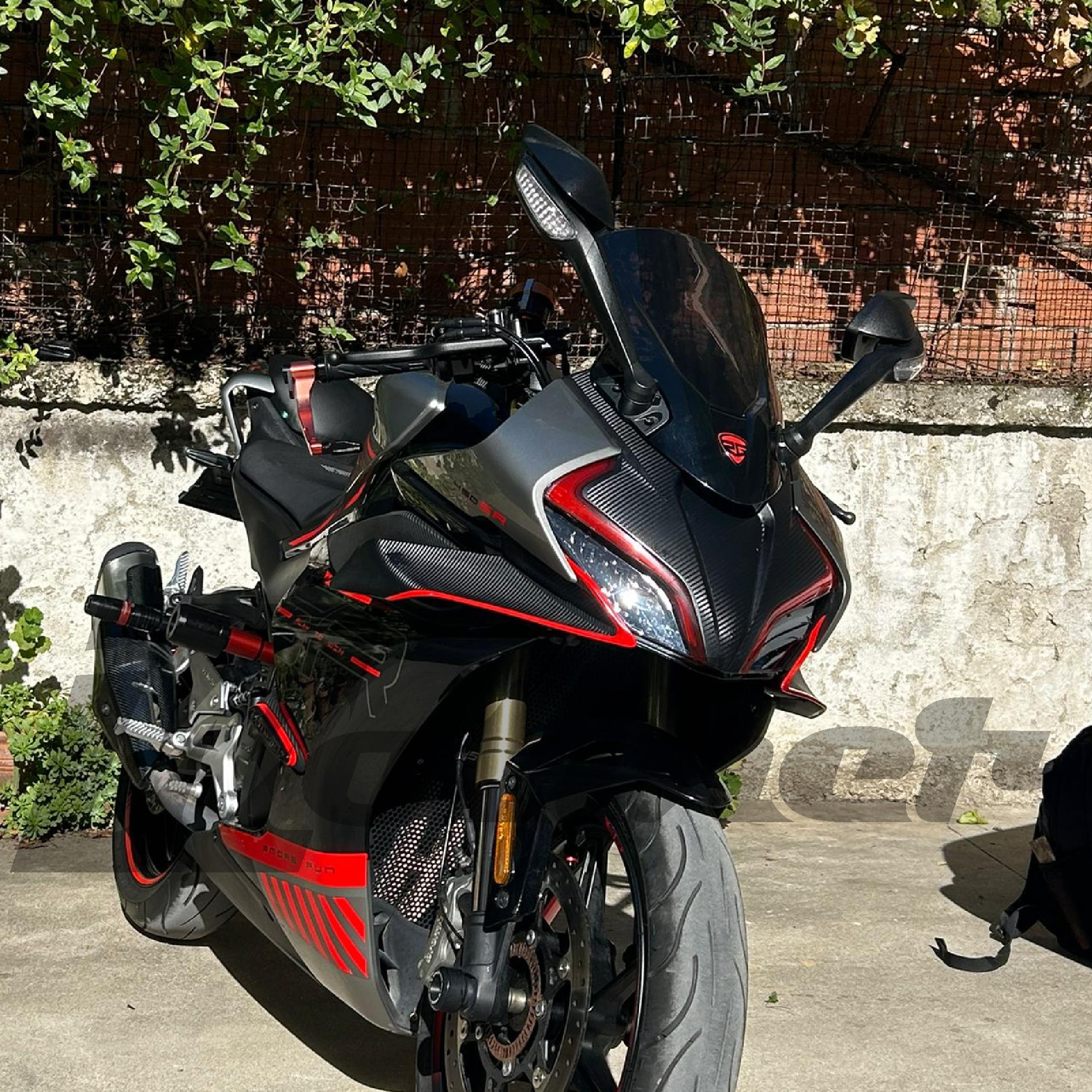 CF Moto 450SR Ön Kafa Karbon Sticker Etiket Modeli