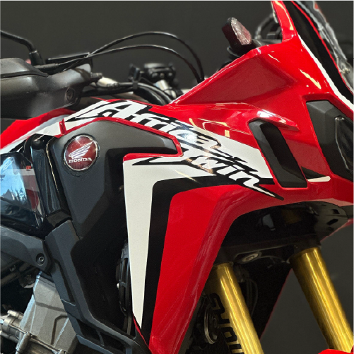 Honda CRF Africa Twin 2017 Model Orijinal Tasarım Ön Yan Sağ Grenaj